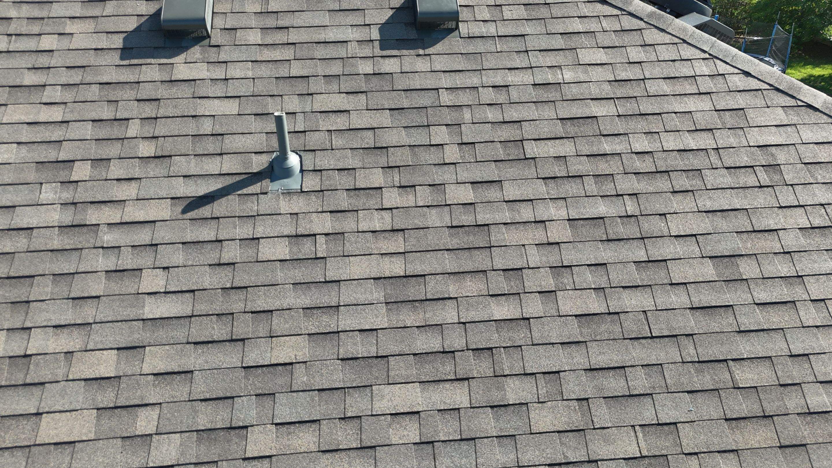 Weathered Wood - Malarkey Vista by RoofsOnly.com