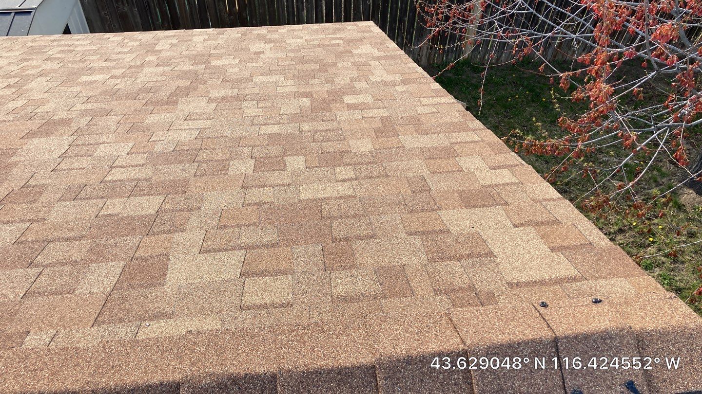 Meridian Idaho Single Level Residential Roofing Installation using Owens Corning by ID Roofing LLC