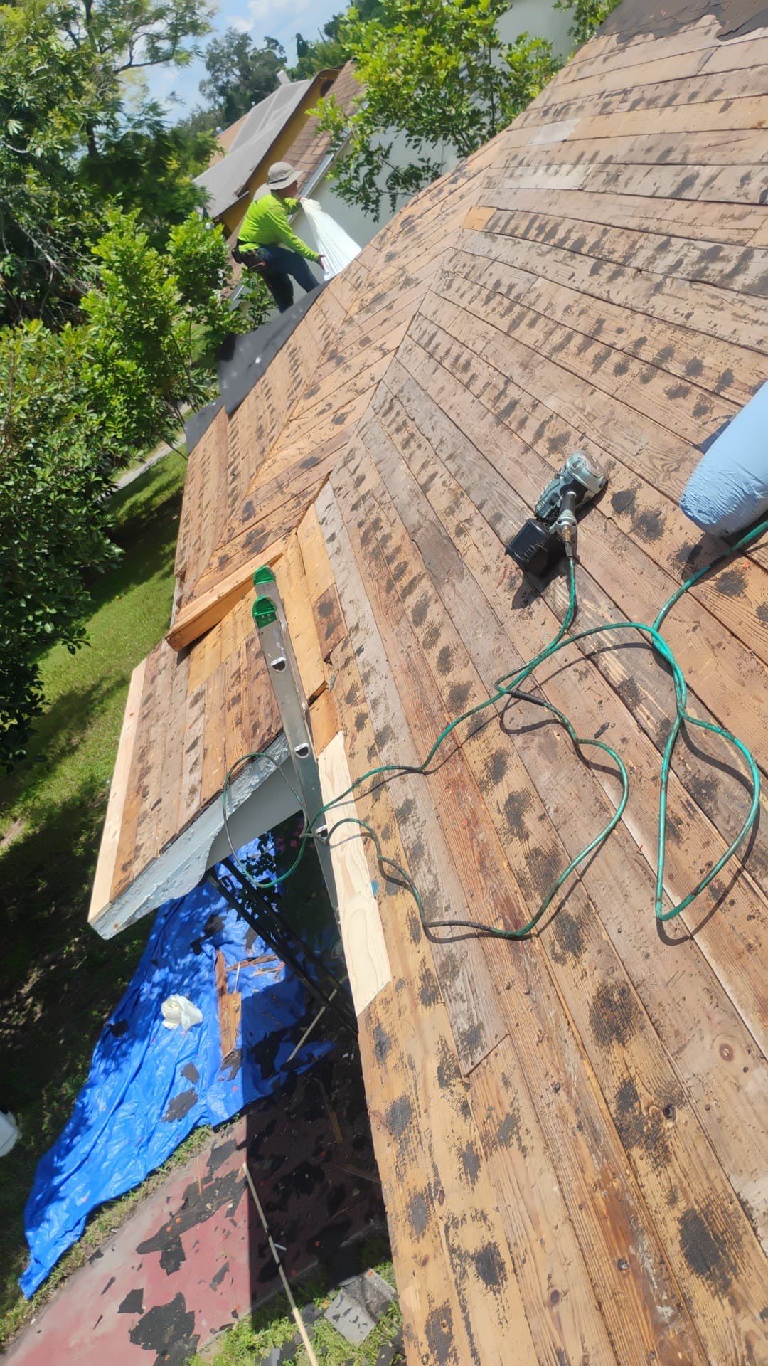 Project in St. Petersburg 33711 by Mitchell Roofing Company LLC 