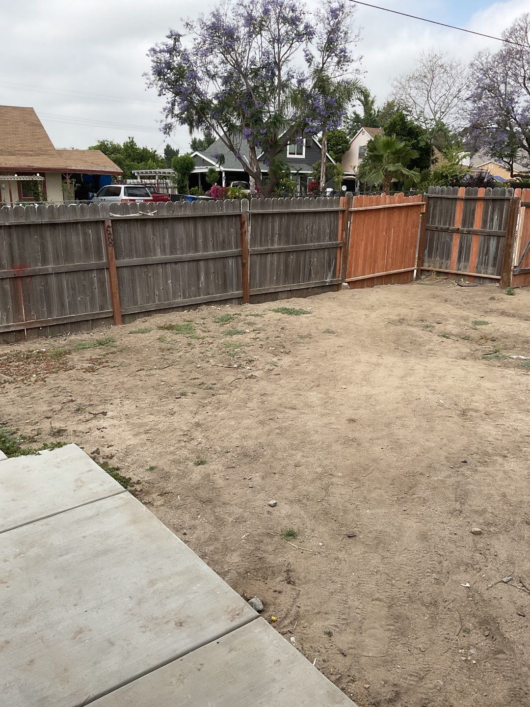 Fence installation using 6ft and 4ft vinyl  by Fence Guys Inc. 