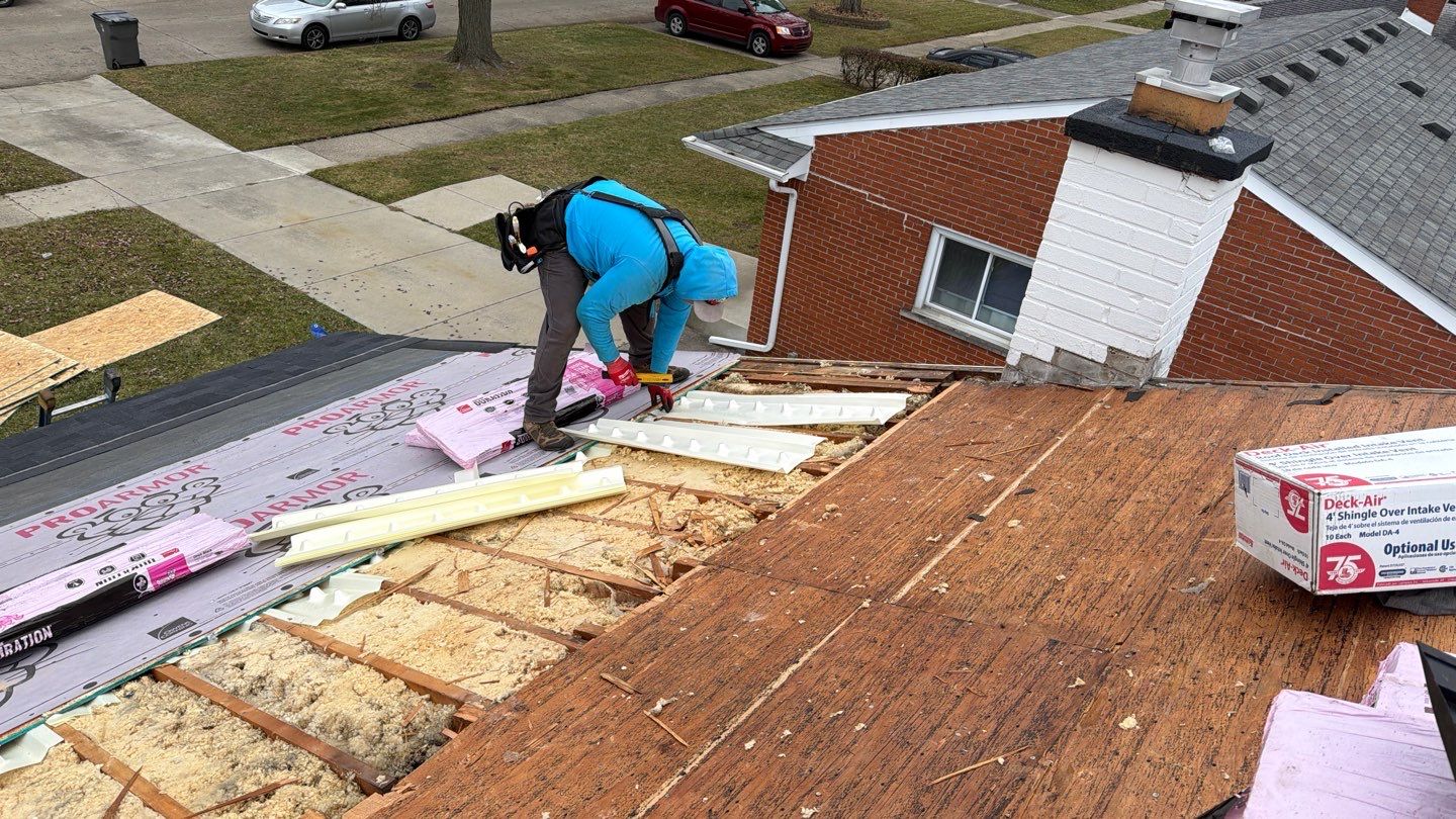 Roof Replacement using Owens Corning Onyx Black by 180 Contractors