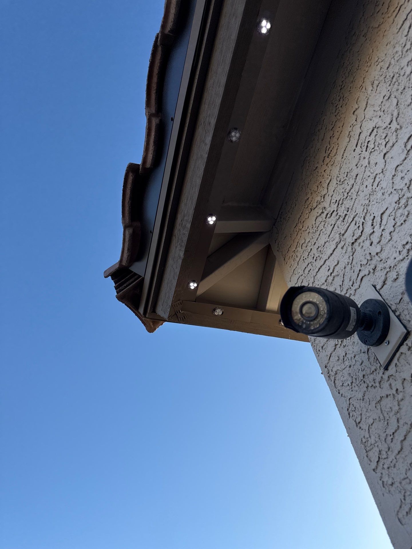 Project in Surprise by Big Pig Smart Lighting