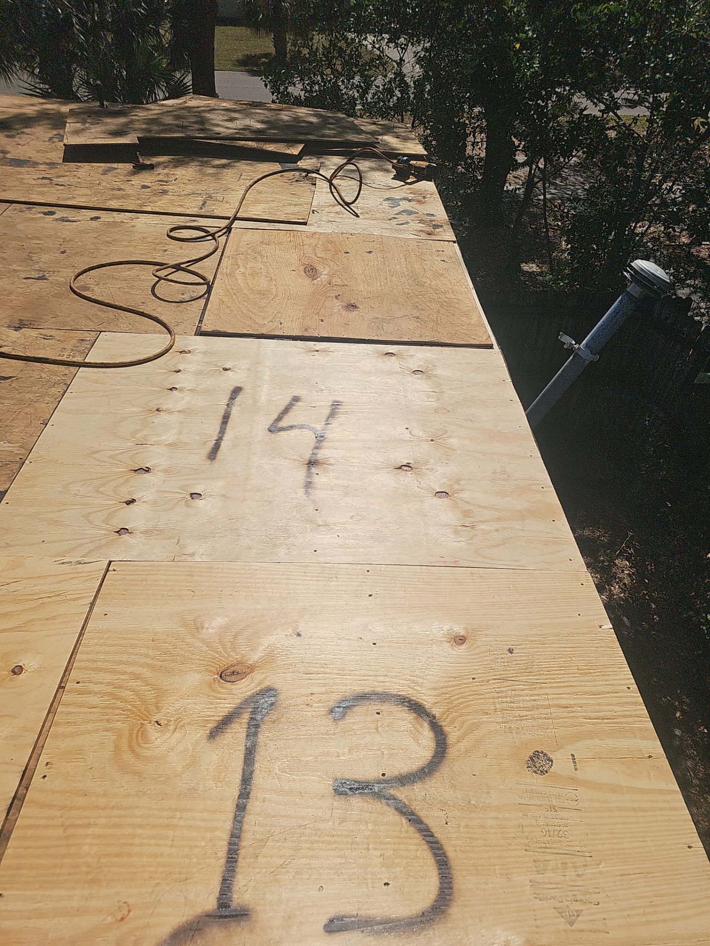 Project in St. Petersburg 33703 by Mitchell Roofing Company LLC 