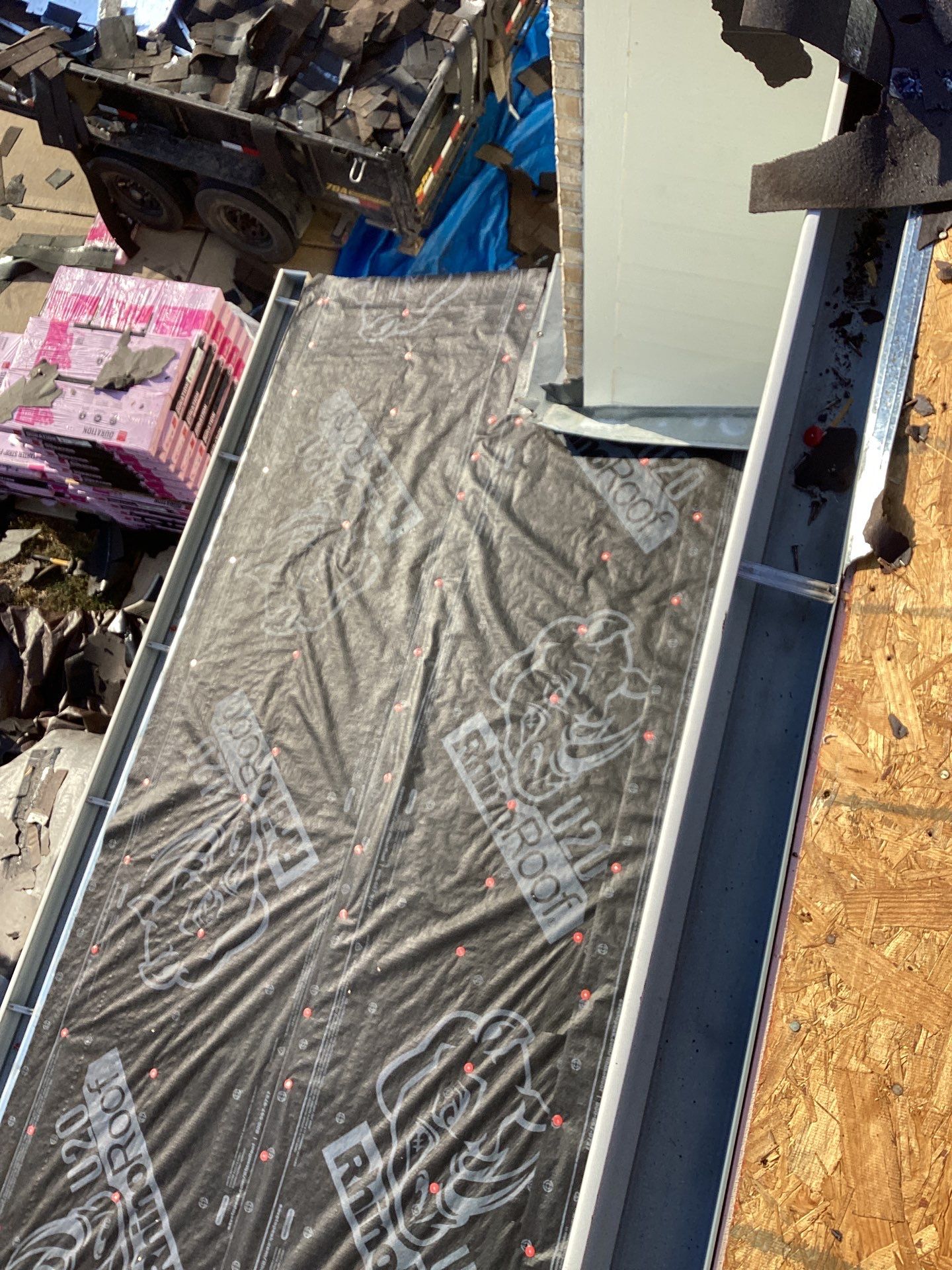 Residential Roofing Installation using Owen's Corning Duration (Lifetime) Shingles by Roof Repair Company