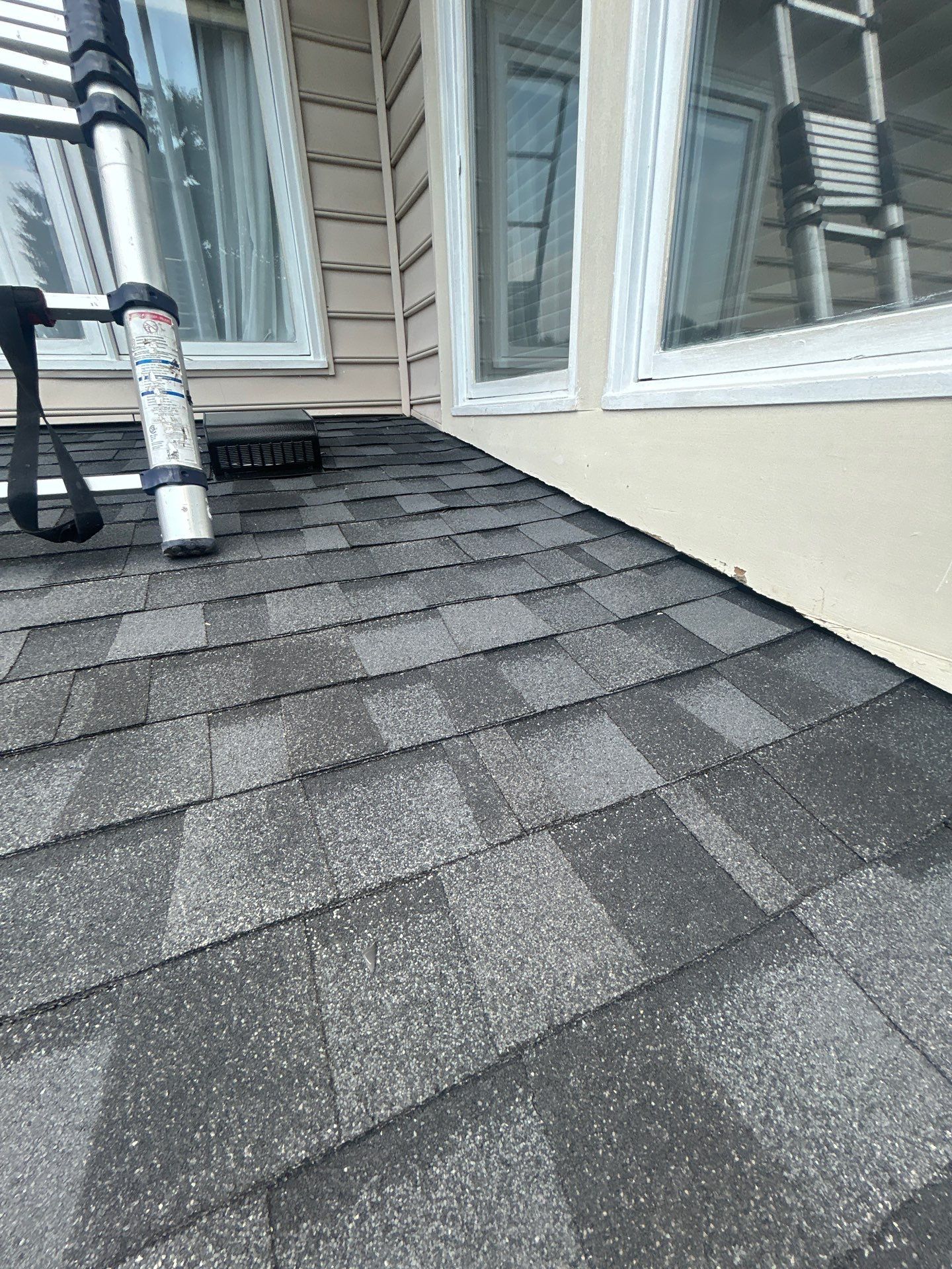 Great Falls : residential Roof with CertainTeed Landmark Pro in Max Def Moire Black  by RM Banning, Inc.