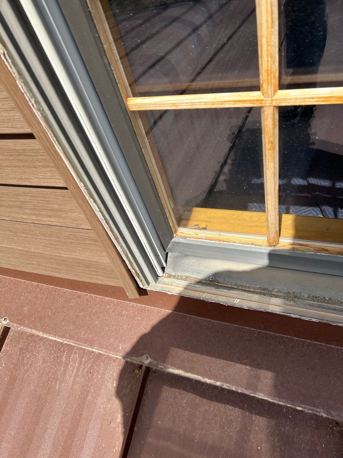 Pella Window installation using Pella Lifestyle wood/Aluminum window by United Windows and Siding LLC