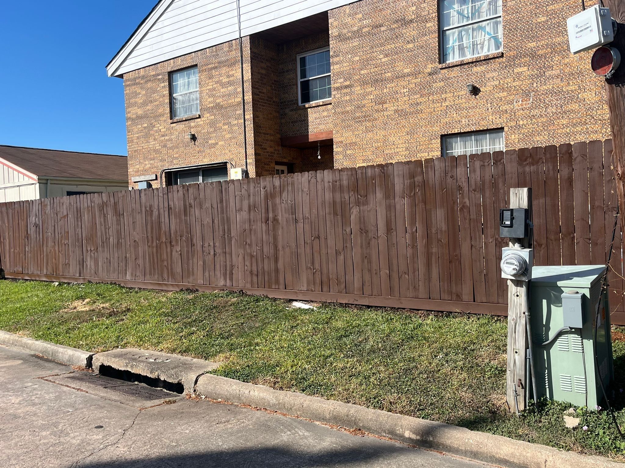 🎨 Adaeze’s Exterior Makeover – Fresh Paint, Fresh Look by Texas Urban Elements