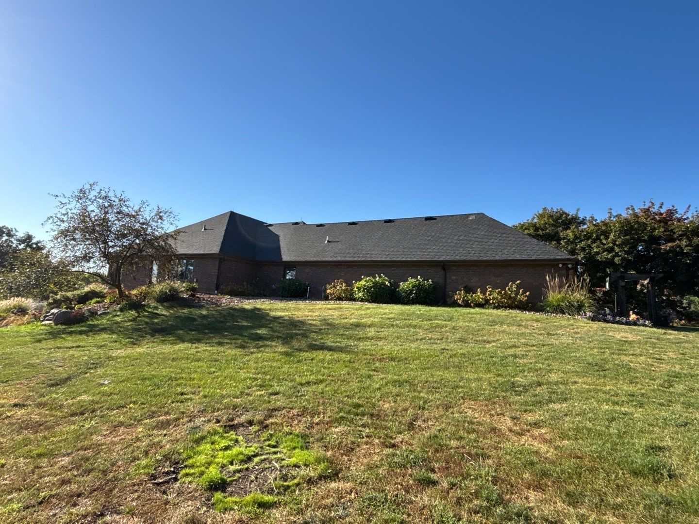 GAF Timeberline HDZ Charcoal by Titan Roofing and Exteriors Inc