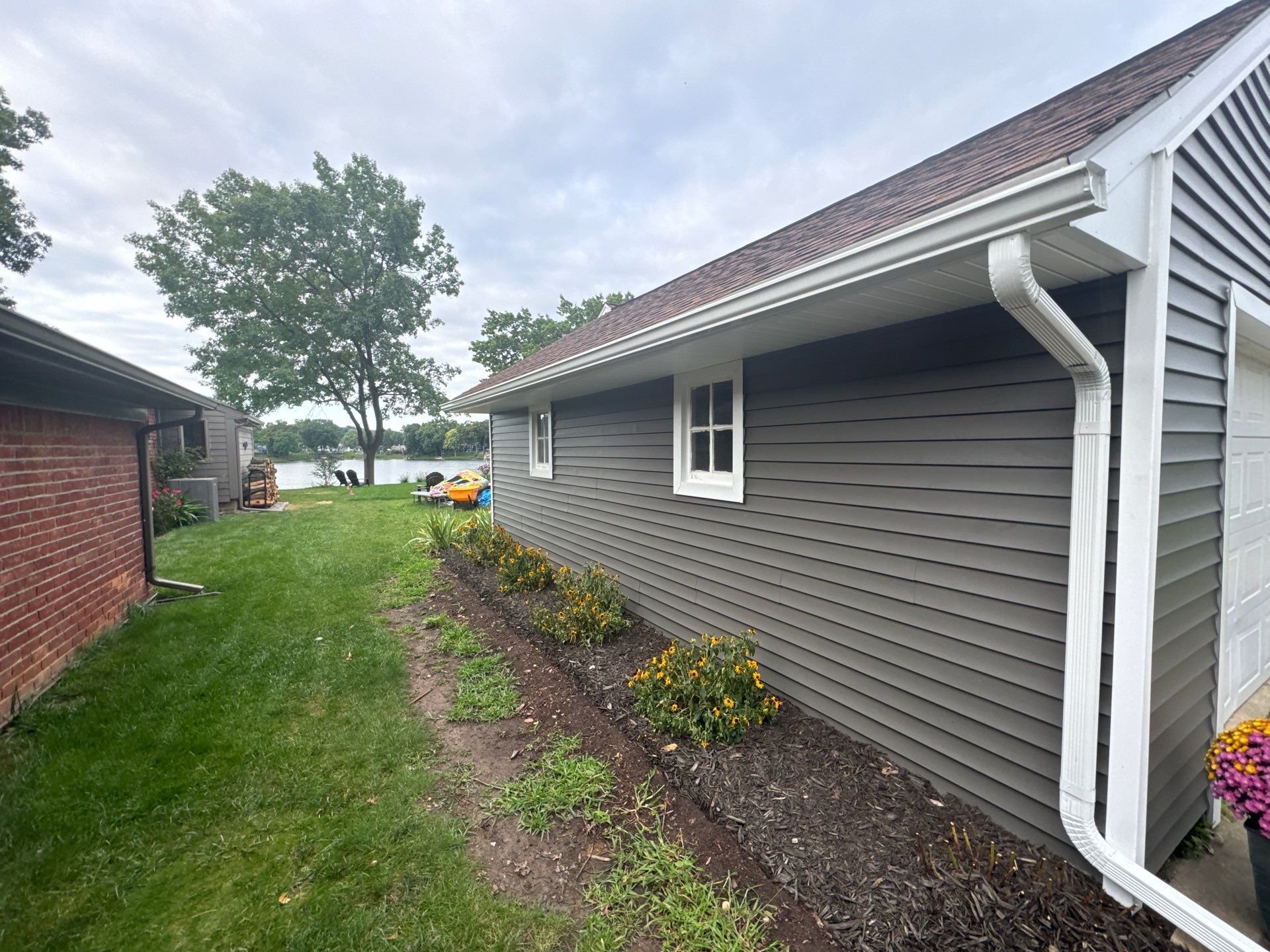 Siding Replacement using Alside Odyssey D4" by 180 Contractors
