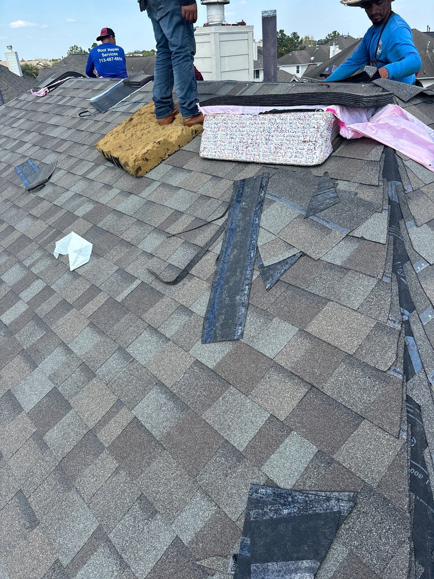 Residential Roofing Installation using Owen's Corning Duration (Lifetime) Shingles by Roof Repair Company