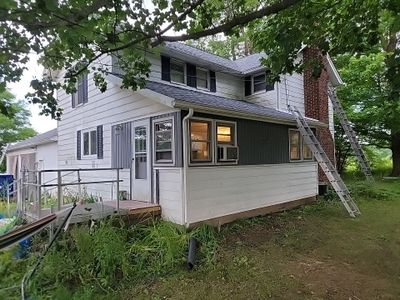 ATLAS PINNACLE COLOR: HEARTHSTONE DRIP EDGE: WHITE