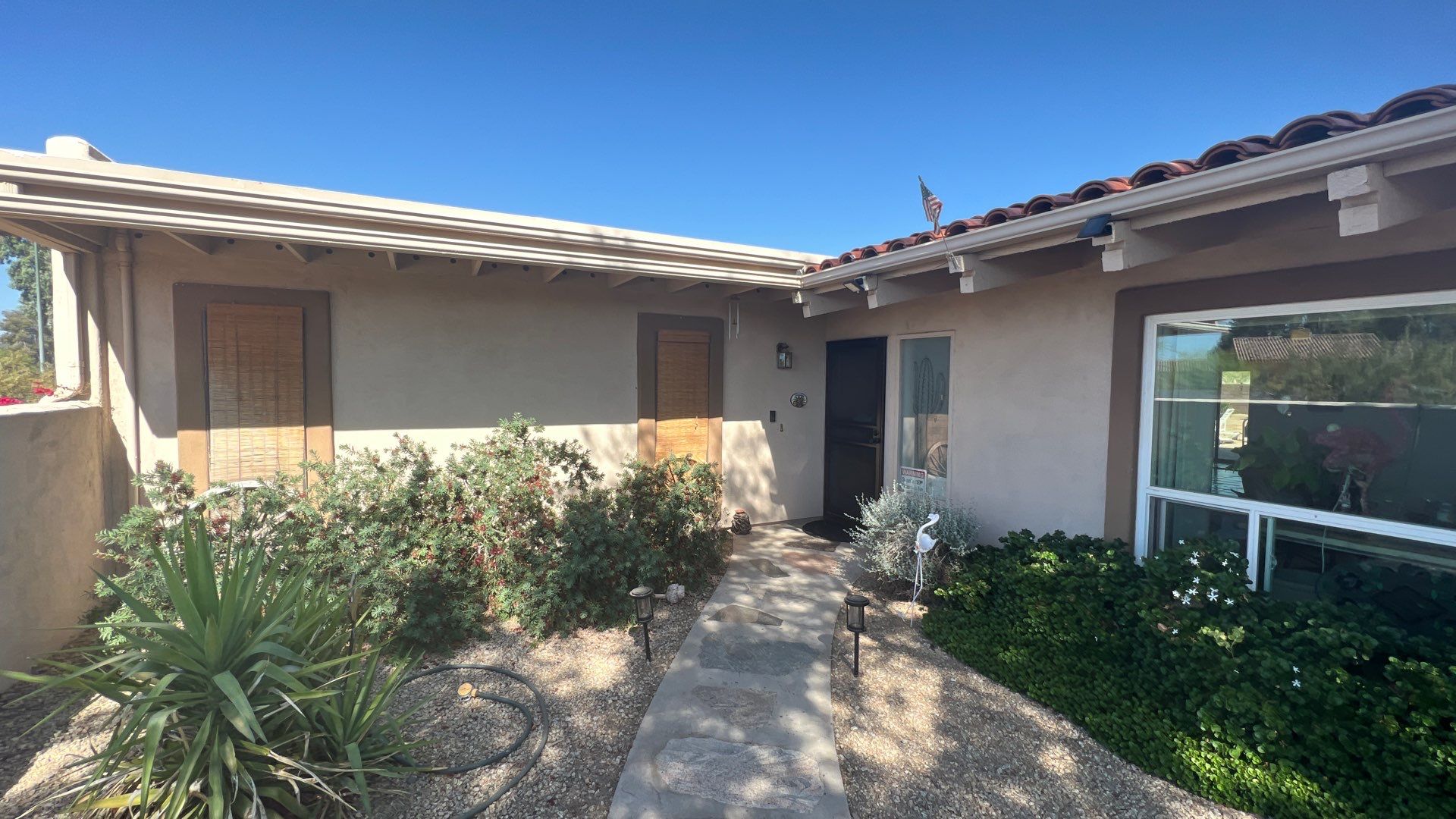 Ranch / Parapet Style; Single Family Home by Crash of Rhinos Painting & Garage Floors