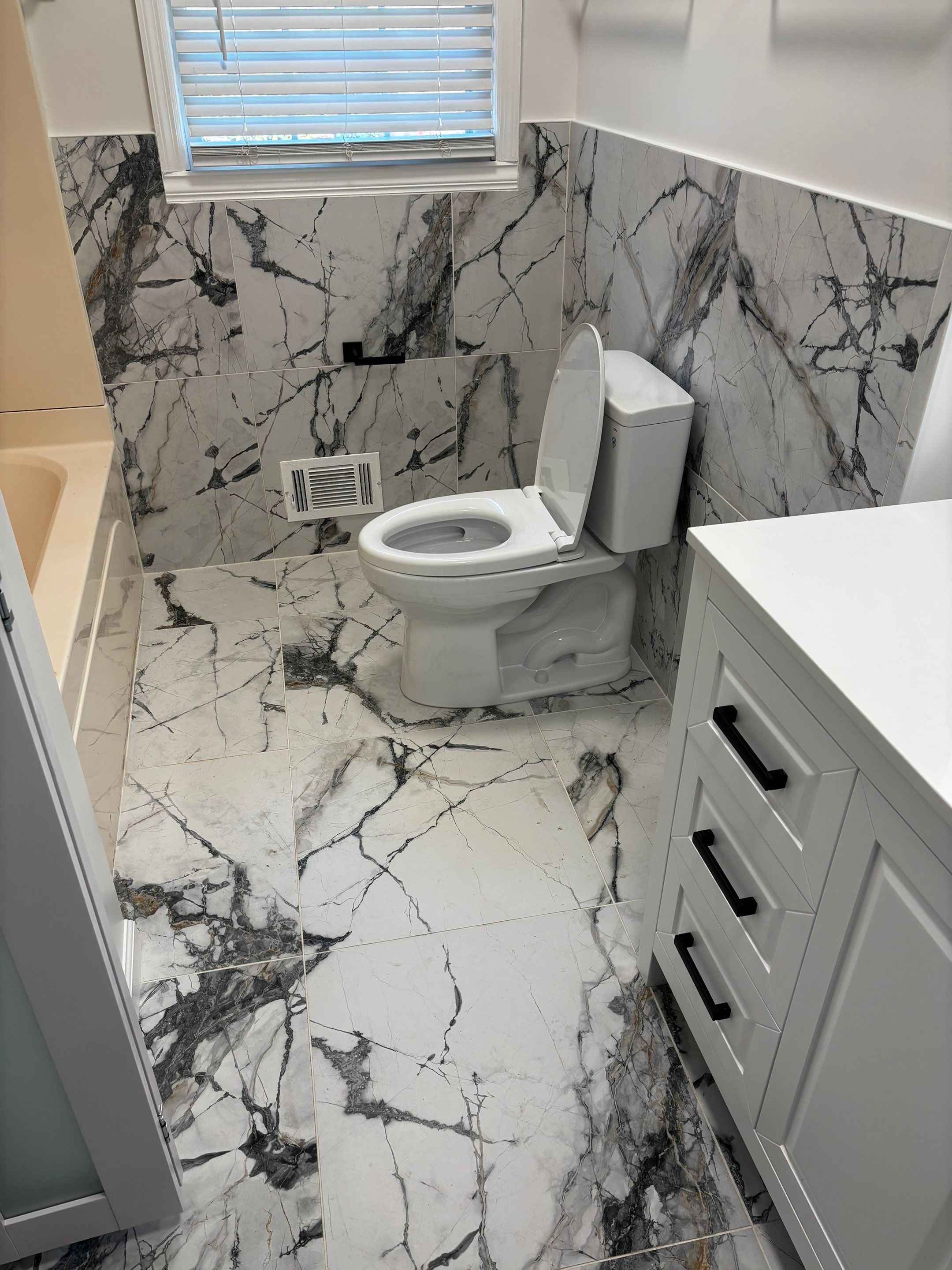 Hall bathroom renovation by Prudencio
