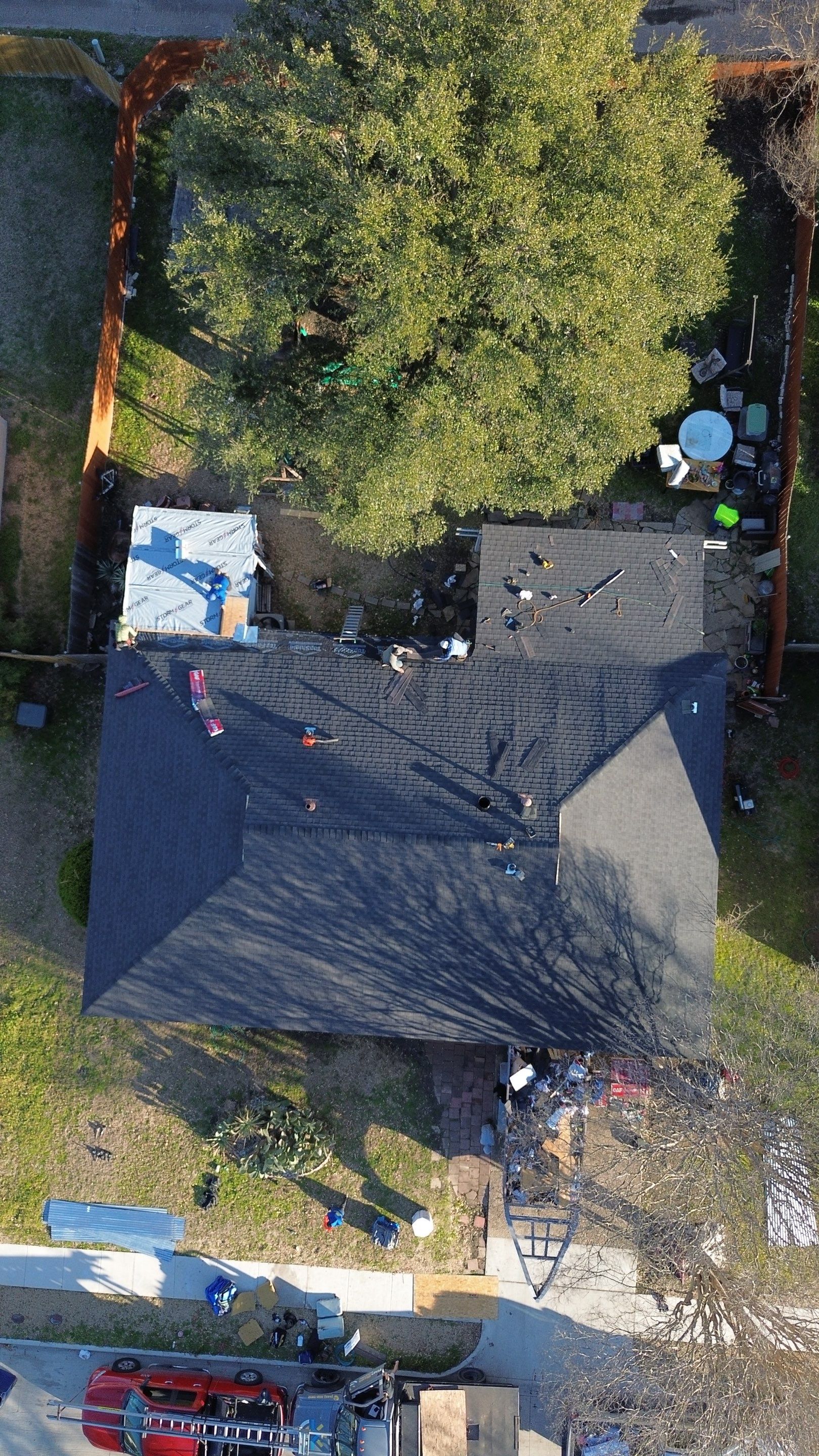 GAF Natural Shadow - Charcoal  by Top Sun Roofing