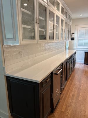Kitchen countertops using Mysterio Gold Vicostone