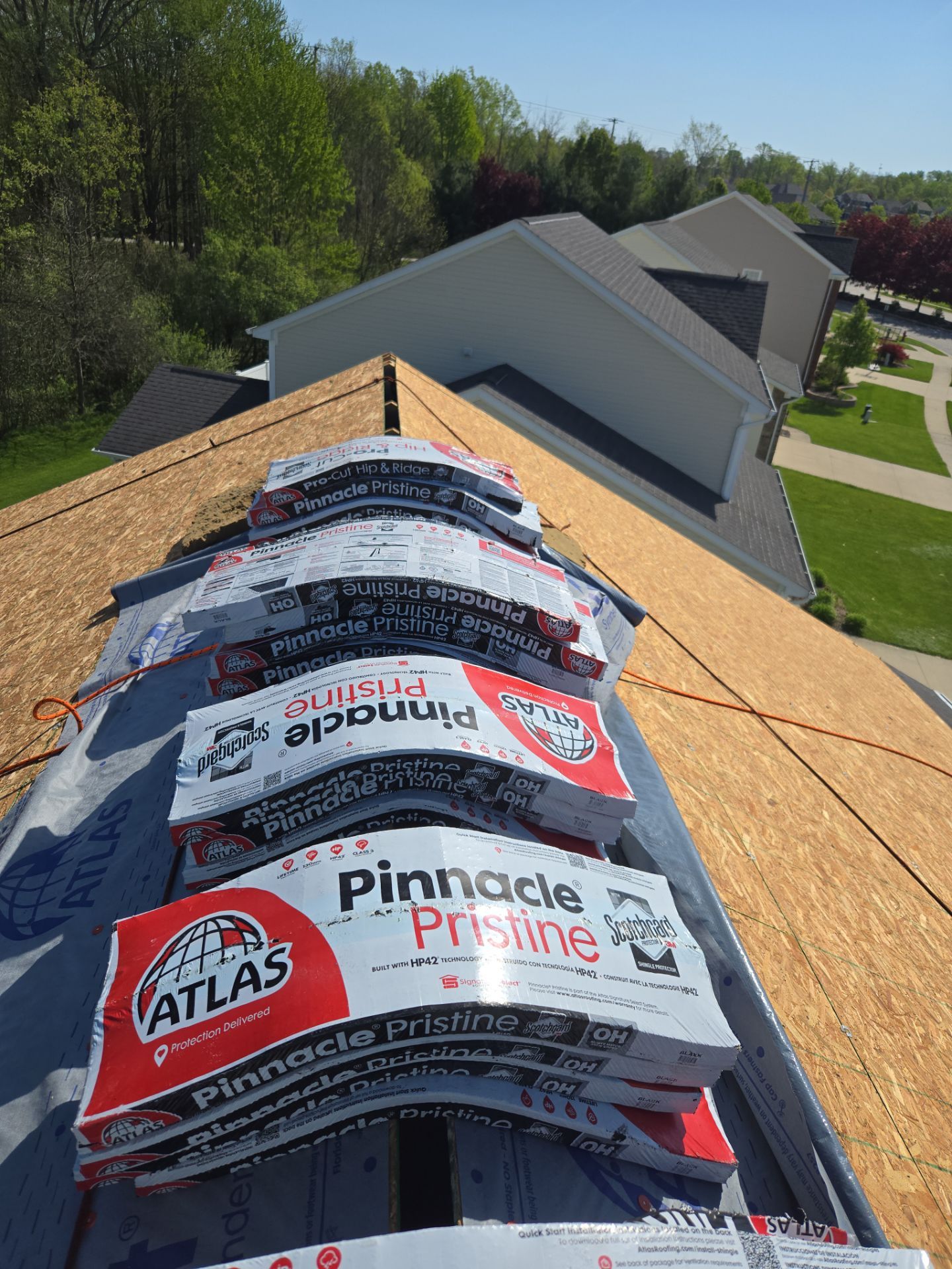 Rebecca N: Atlas Pinnacle, Color, Black Shadow, Drip Edge, Color, White by Eagle Eye Roofing