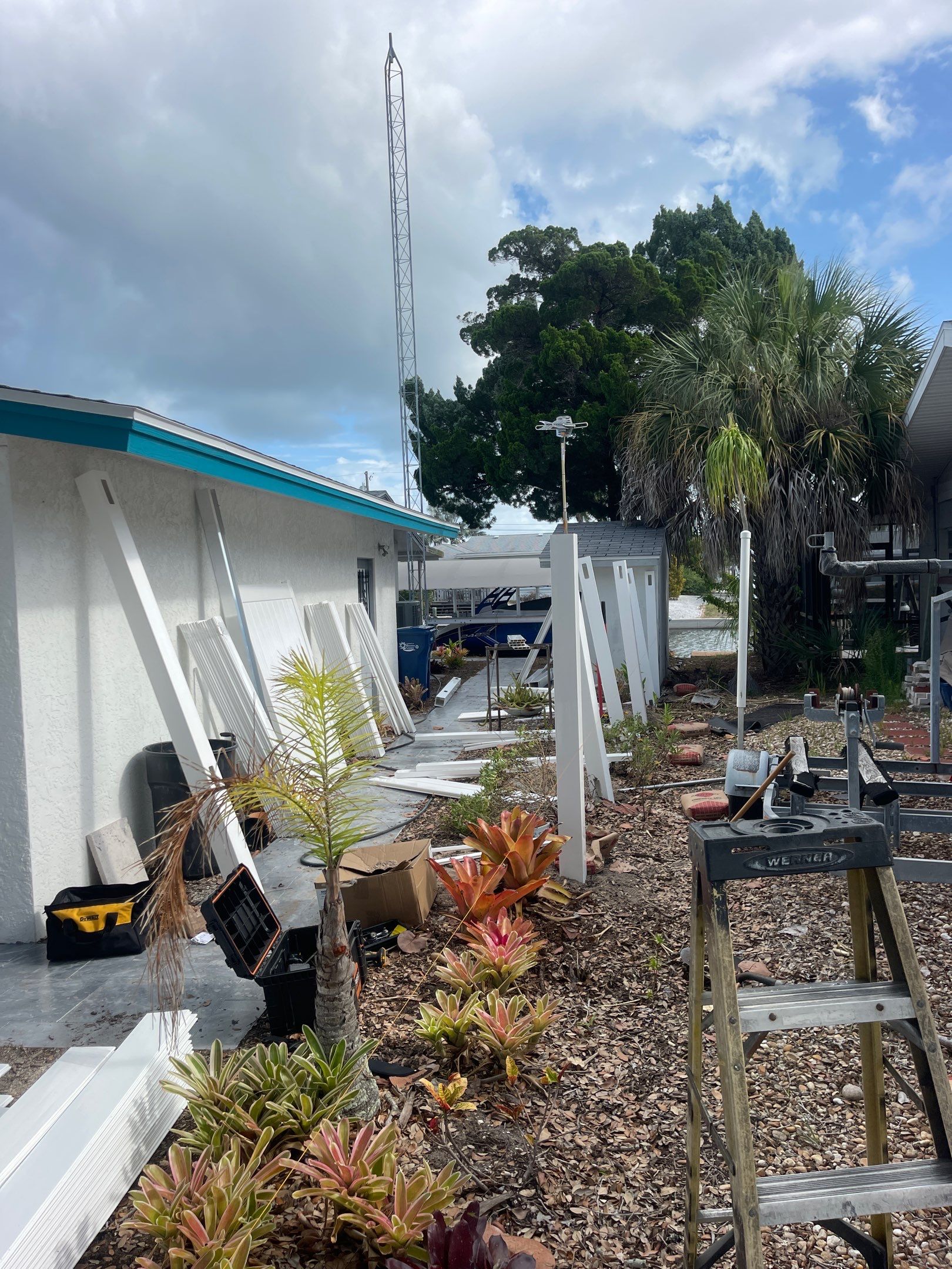 Bradenton, FL 6 ft. Tall White Vinyl Privacy Fence by Asap fence and gates, LLC