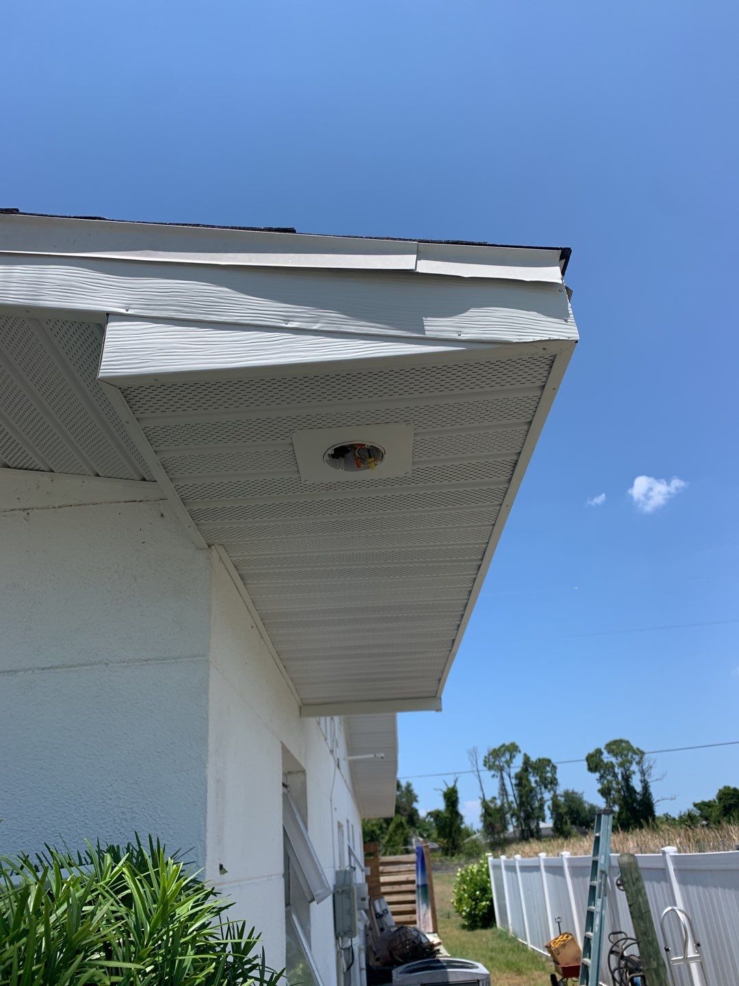Soffit and Fascia Replacement in Englewood FL by Gutter Professors