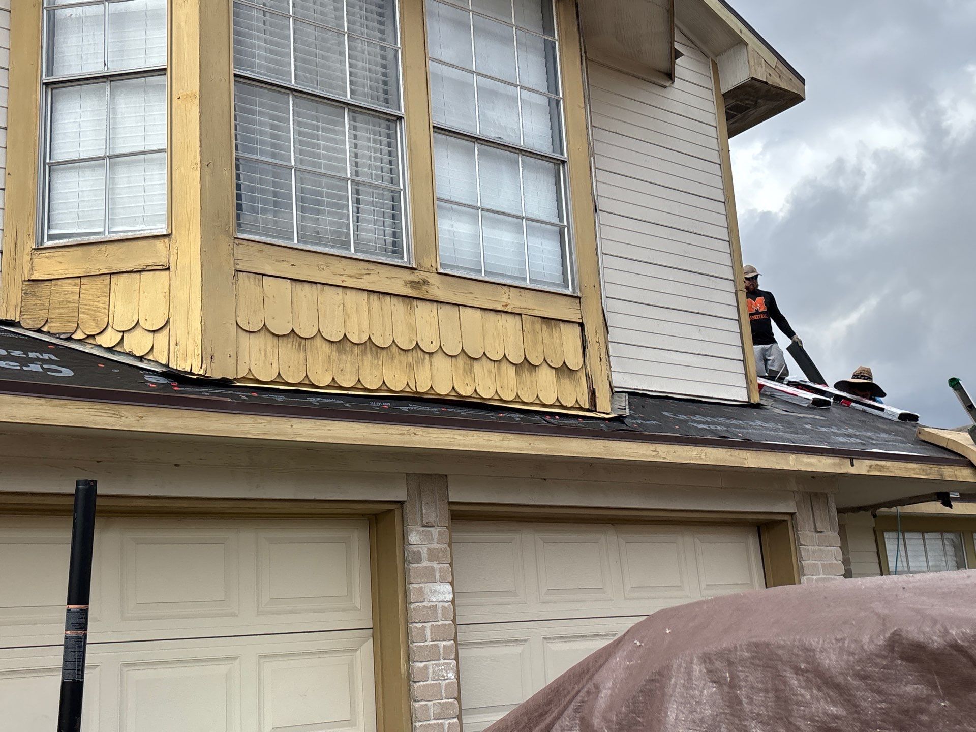 Roof Replacement Houston by Roof Repair Company