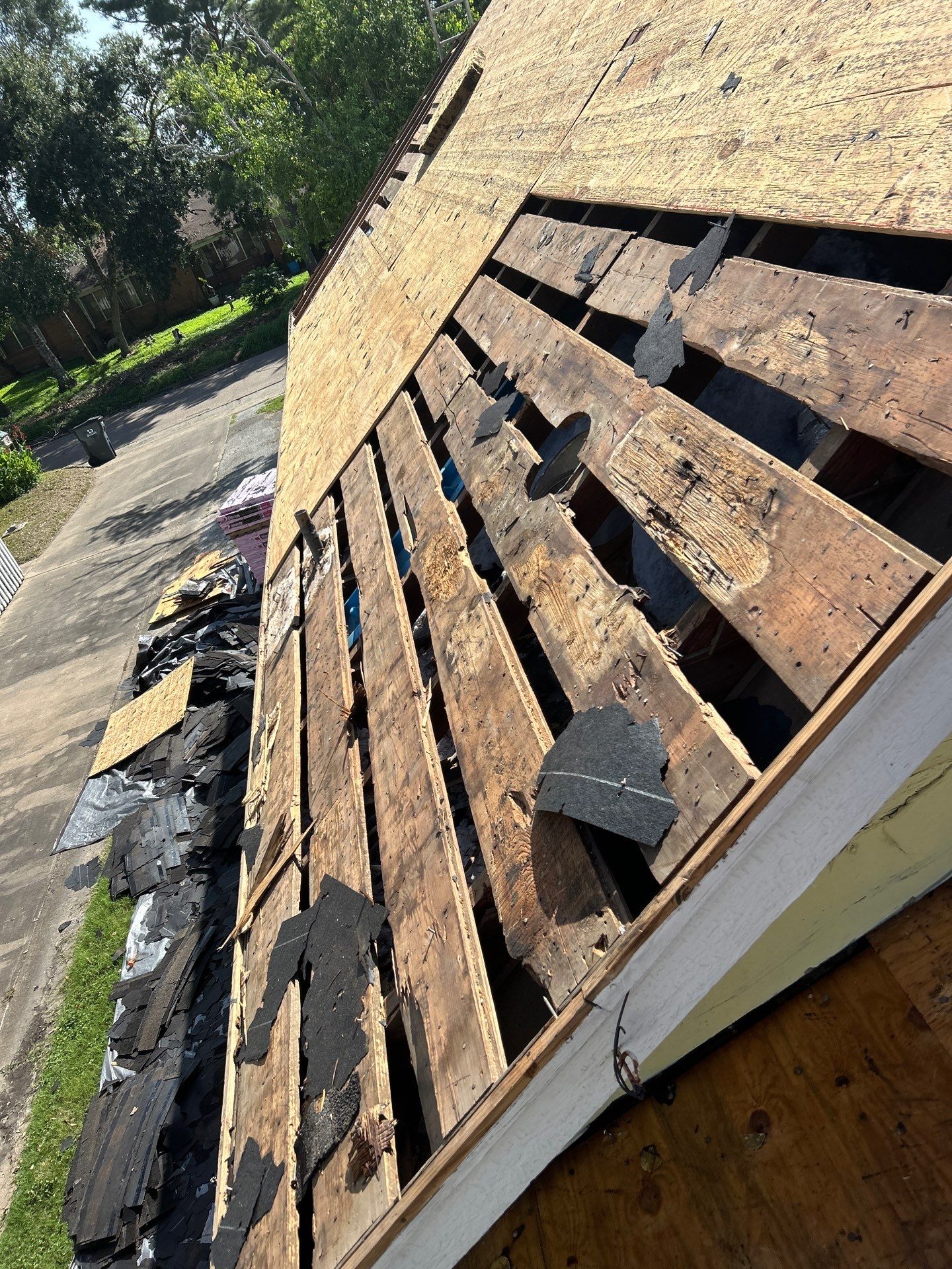 Residential Roofing Repair using Owen's Corning Duration (Lifetime) Shingles by Roof Repair Company