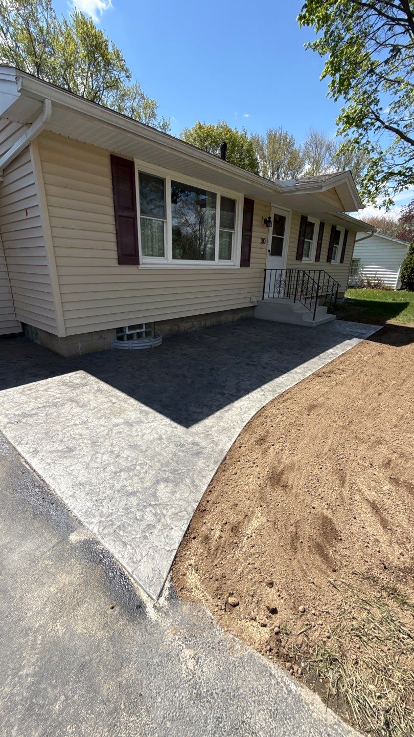 Oxford slate textured patio and step  by NG Masonry & Construction LLC