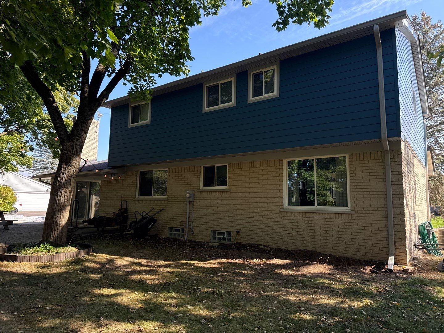 Siding Replacement using Ascend Laguna Blue by 180 Contractors