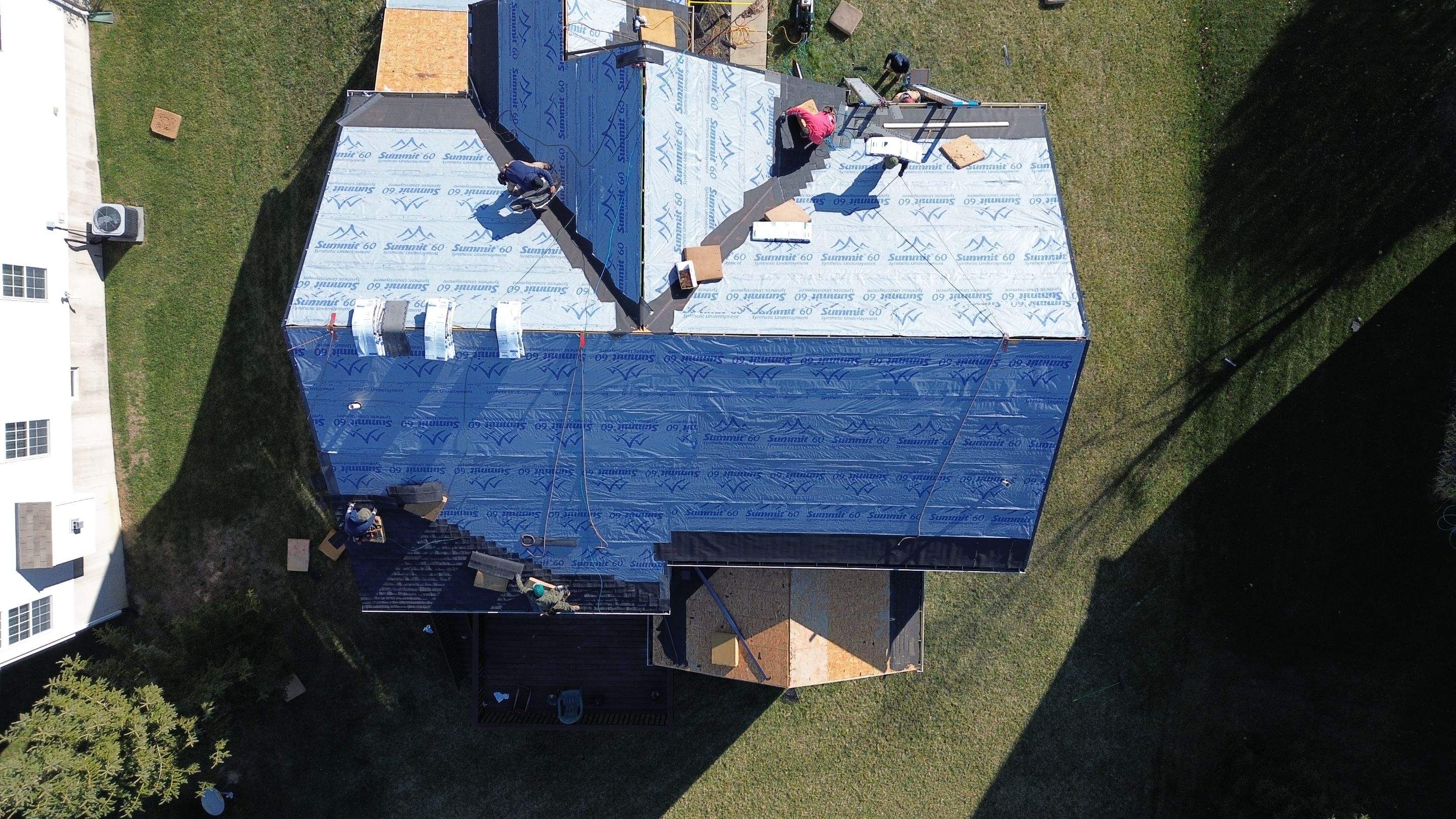 Liberty Township - Pristine Black by Tamlin Roofing