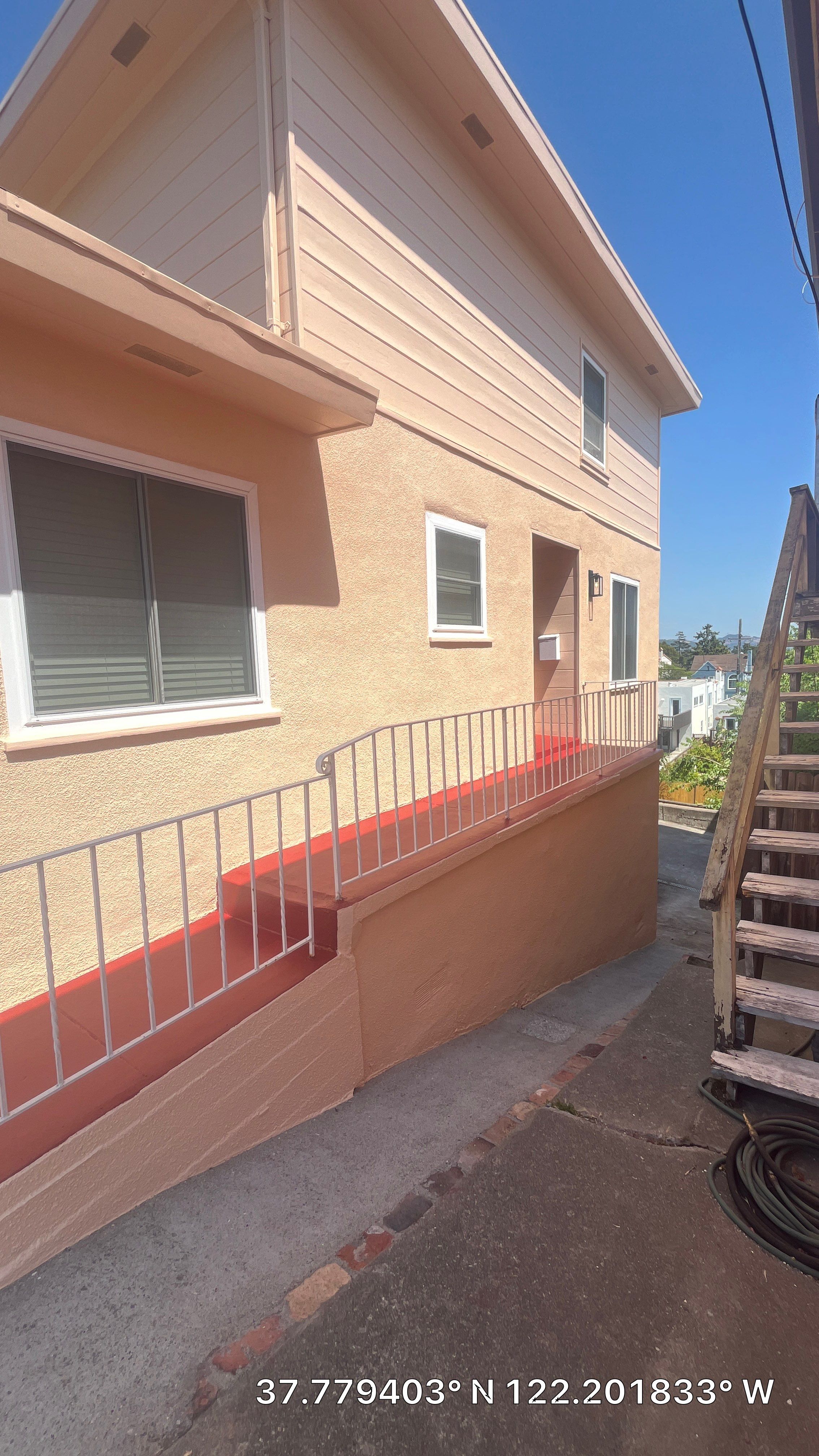 Exterior Painting using Sherwin-Williams  by Herrera’s Bay Area Painting inc.
