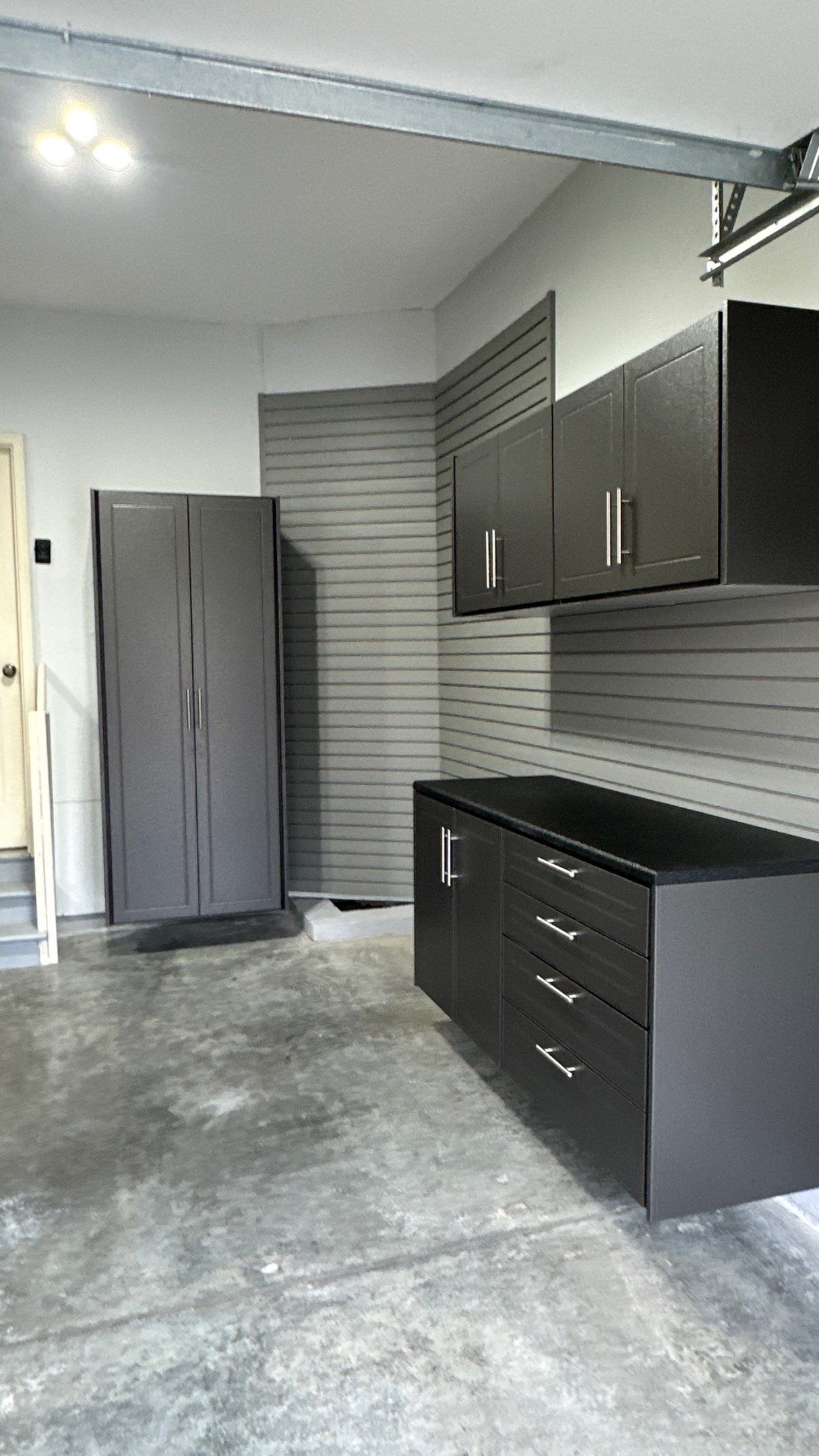 Jeff B got a beautiful combination of Cabinets and Slatwall by Banner Garage