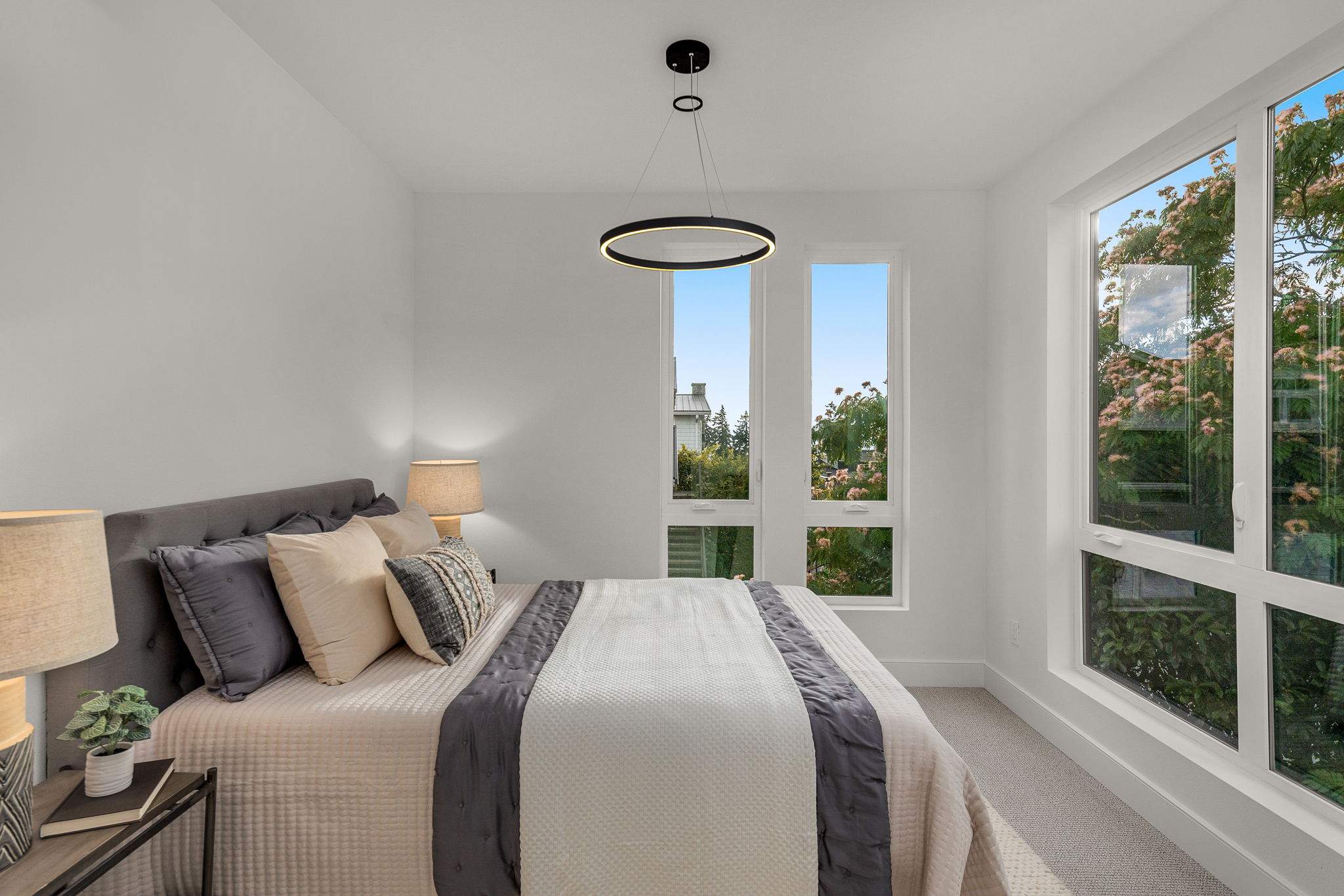 Kirkland West of Market DADU by LinMak Construction