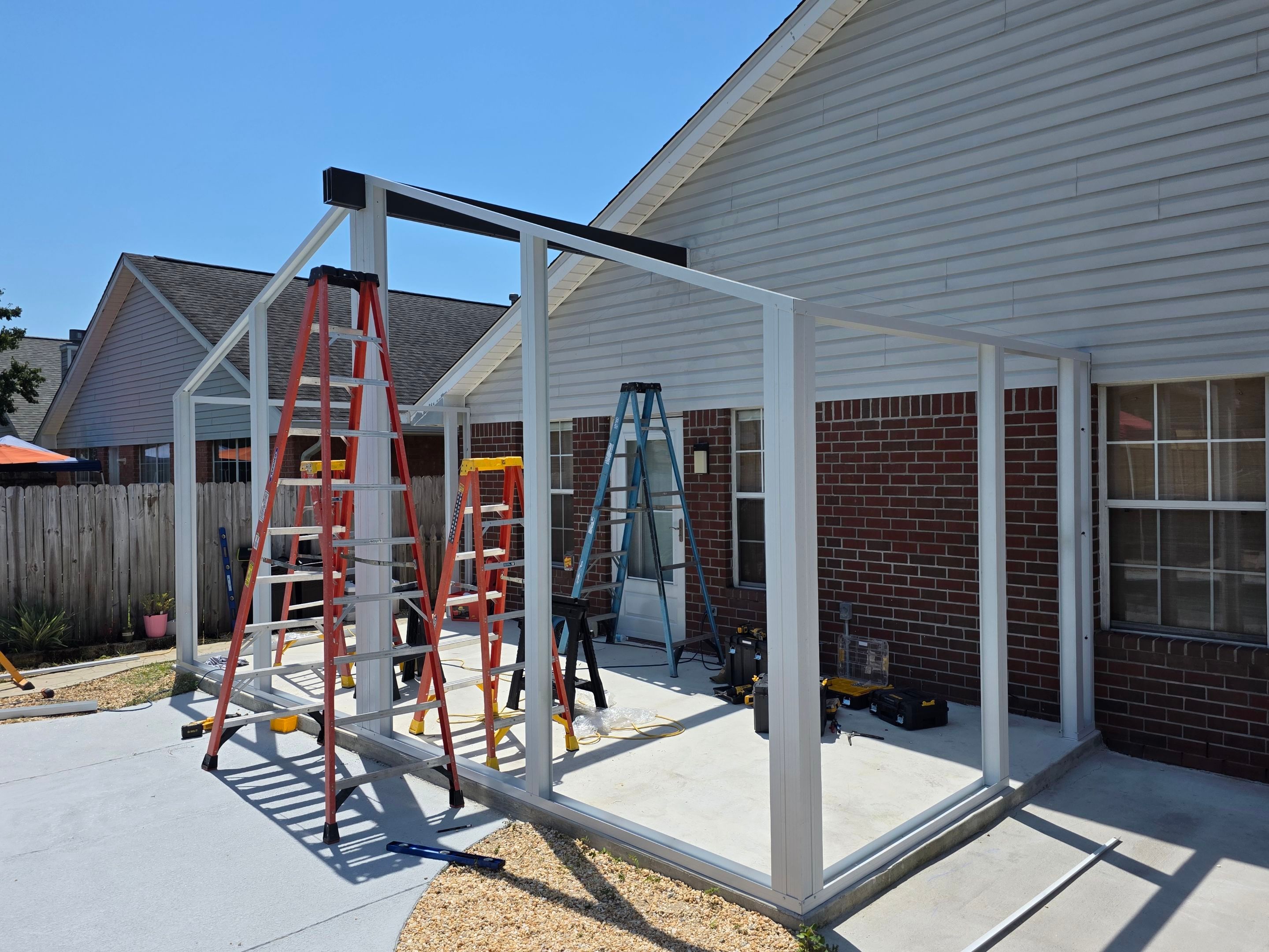 Fort Walton Beach Poolside Screen Room & Patio Cover by Titan Sunrooms
