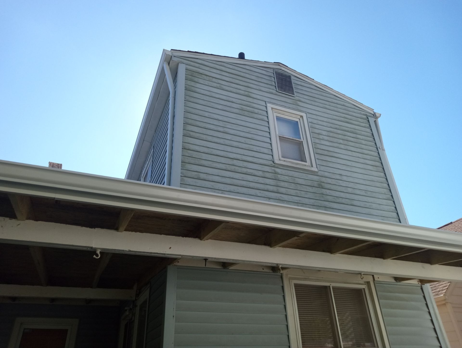 Steven Glas by Silver Leaf Contracting 