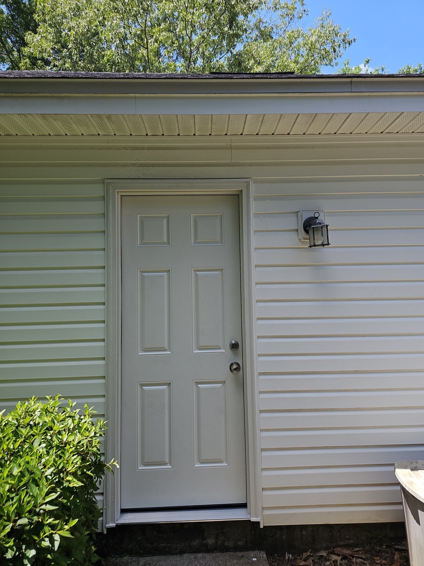 Door Installation Services by Hangman Mounting & Installation 