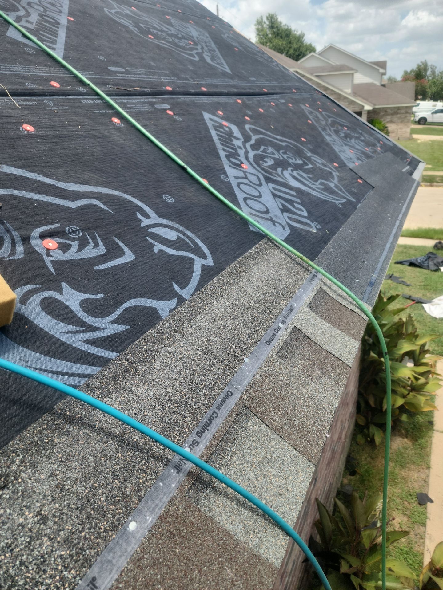 Residential Roofing Installation using Owen's Corning Duration (Lifetime) Shingles by Roof Repair Company