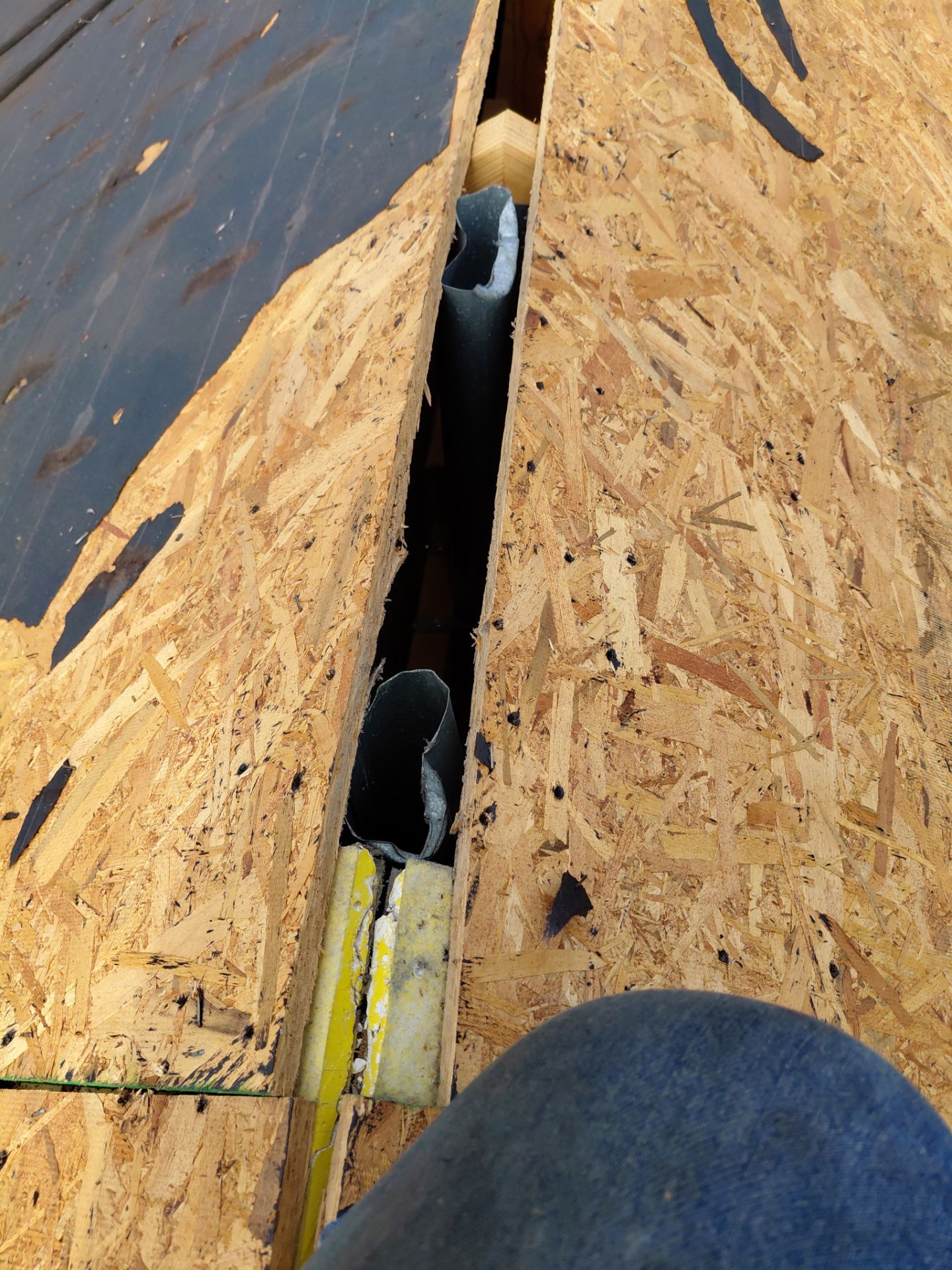 Fairfax: Residential Roof Installation with CertainTeed Landmark PRO in Max Def Moire Black by RM Banning, Inc.