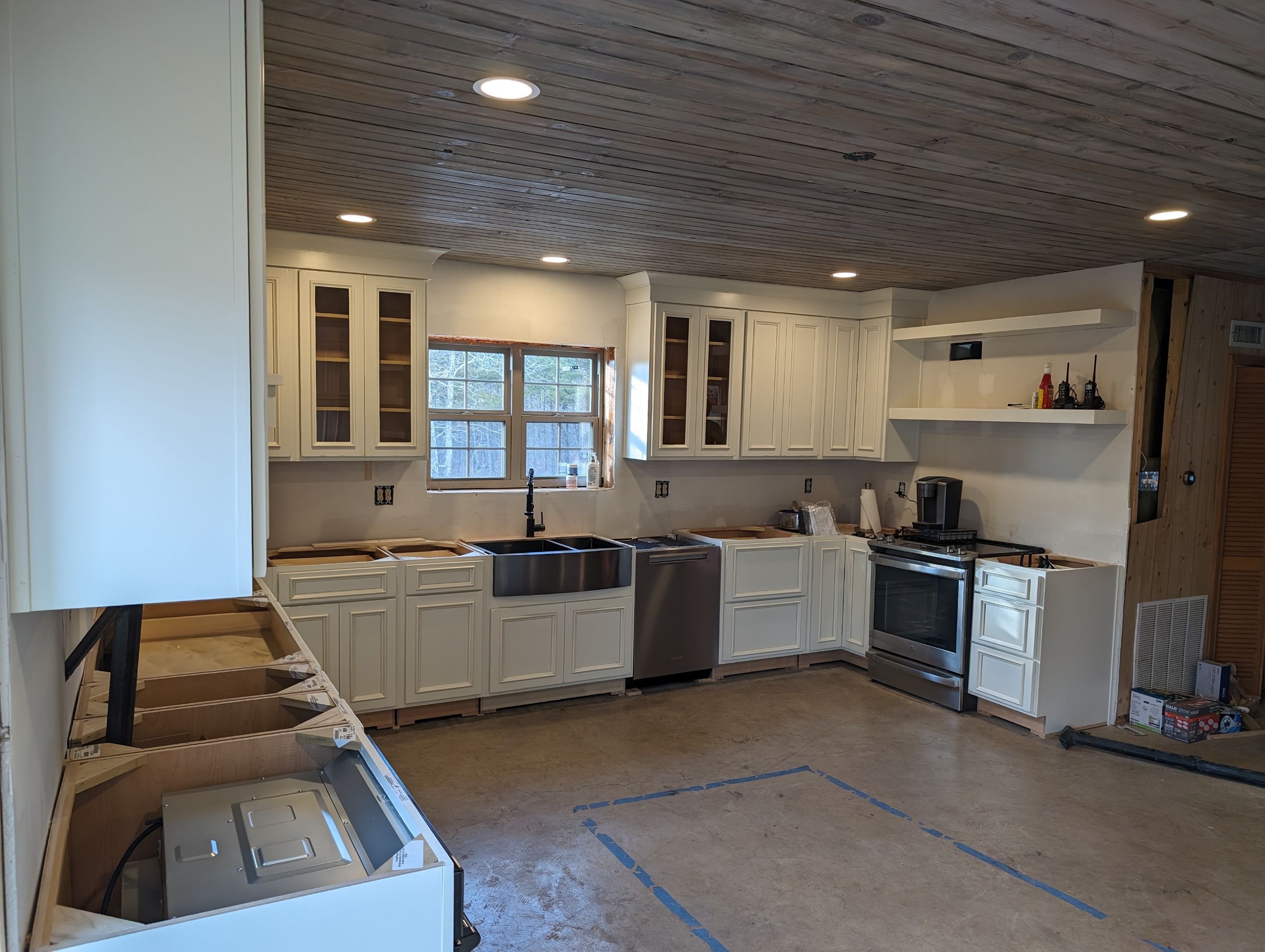 Jones Painted Maple Kitchen by Kitchen Works LLC