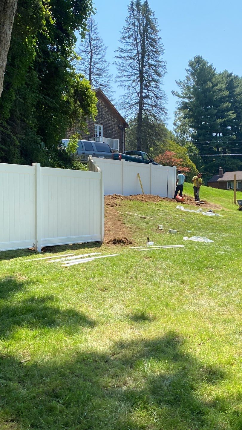 Fence Installation using Vinyl Fence 6ft Privacy by A Plus Exterior