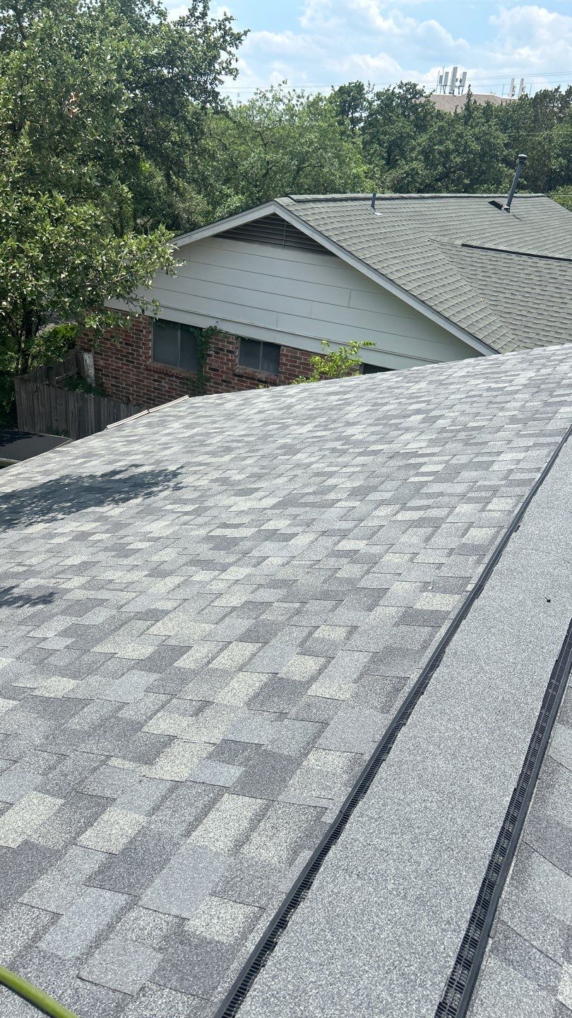 Estate Gray - Owens Corning TruDefinition Duration by RoofsOnly.com