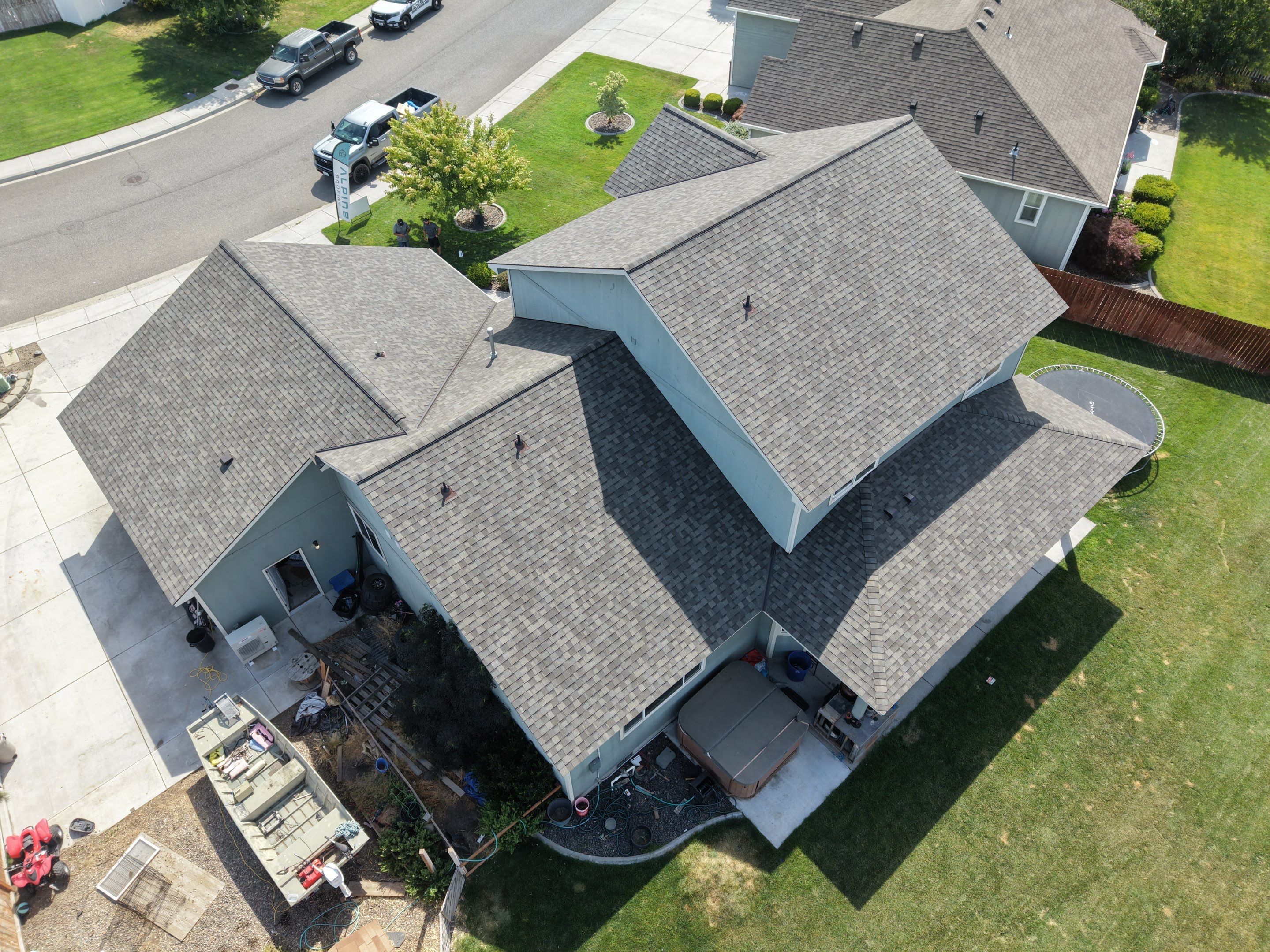 West Richland Residential Roof Replacement With Weathered Wood Shingles Hazelwood Dr West Richland, WA 99353 The Denali System - Certainteed Landmark® Shingle - Weathered Wood by Alpine Roofing