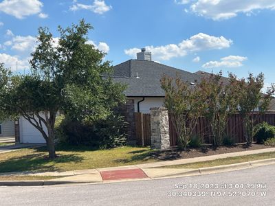 Asphalt Shingle Roof Replacement and Wind Damage Restoration in Manor