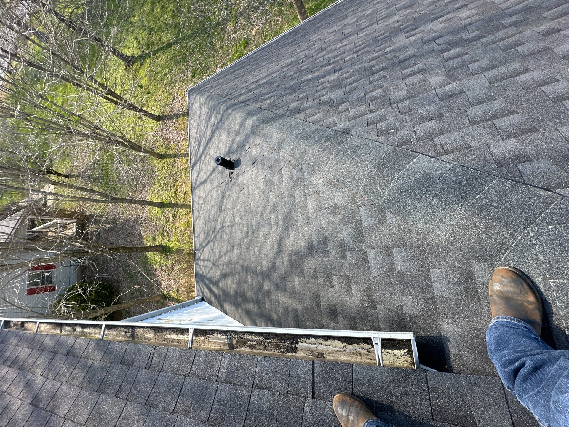 Residential Roofing Installation using GAF Timberline HDZ Charcoal by Undersun Roofing 