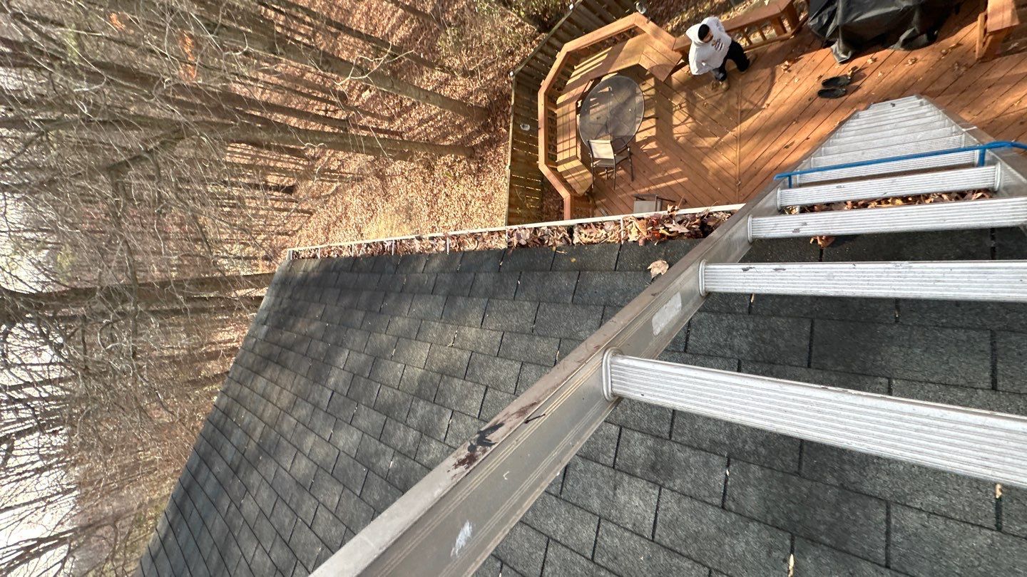 Alexandria CertainTeed Landmark Pro Roof in Max Def Pewterwood  by RM Banning, Inc.