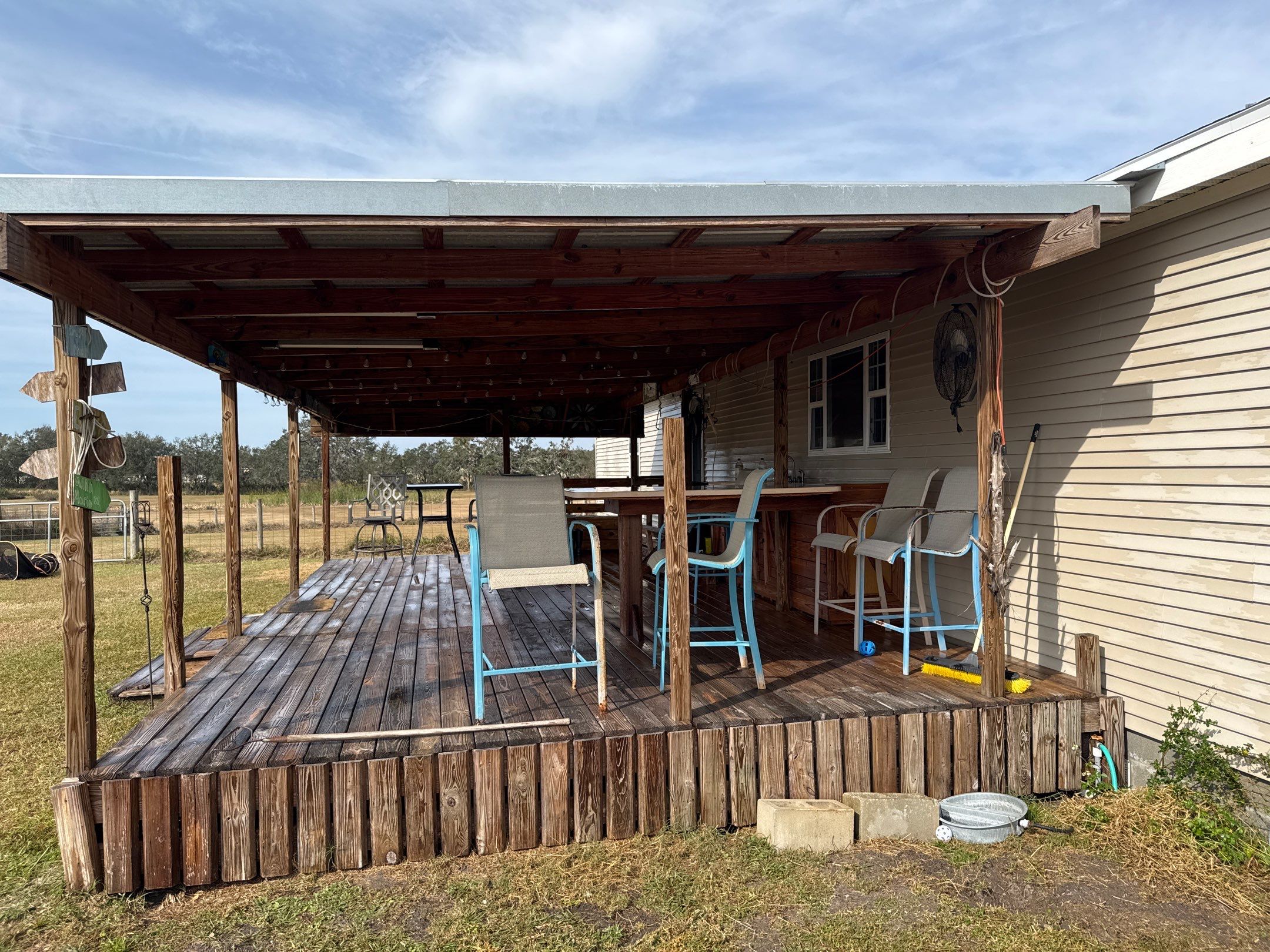 House Wash & Porch Cleaning in Homestead Property, Parrish, FL | Sunshine AquaWash by Sunshine AquaWash