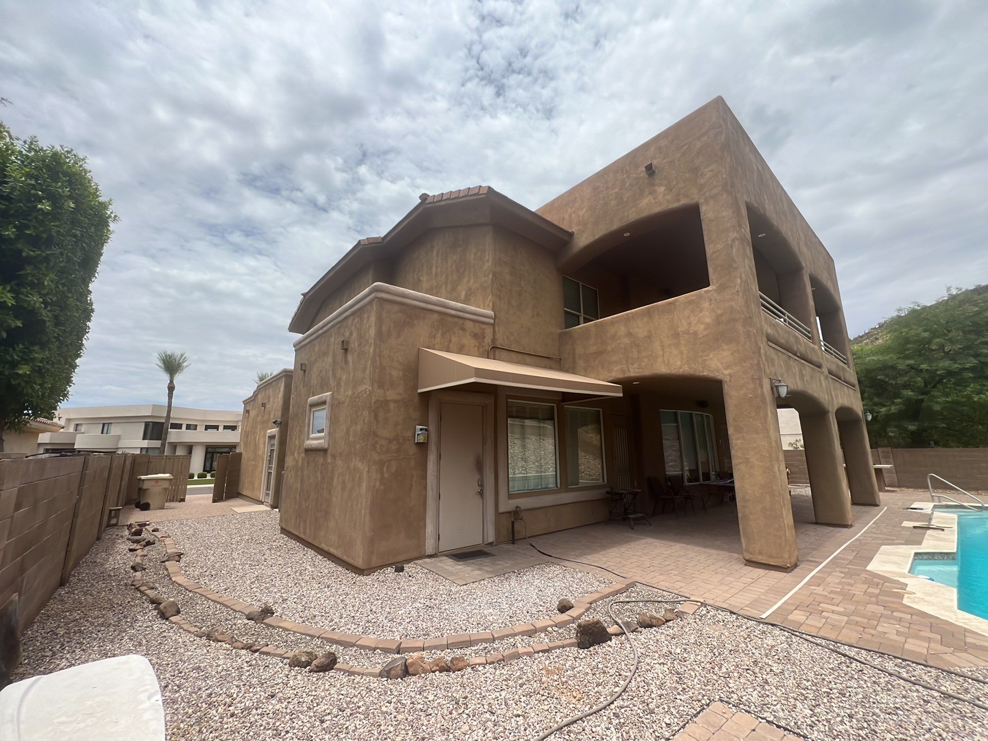 Exterior Painting using Dunn-Edwards EVERSHIELD®  by Crash of Rhinos Painting & Garage Floors