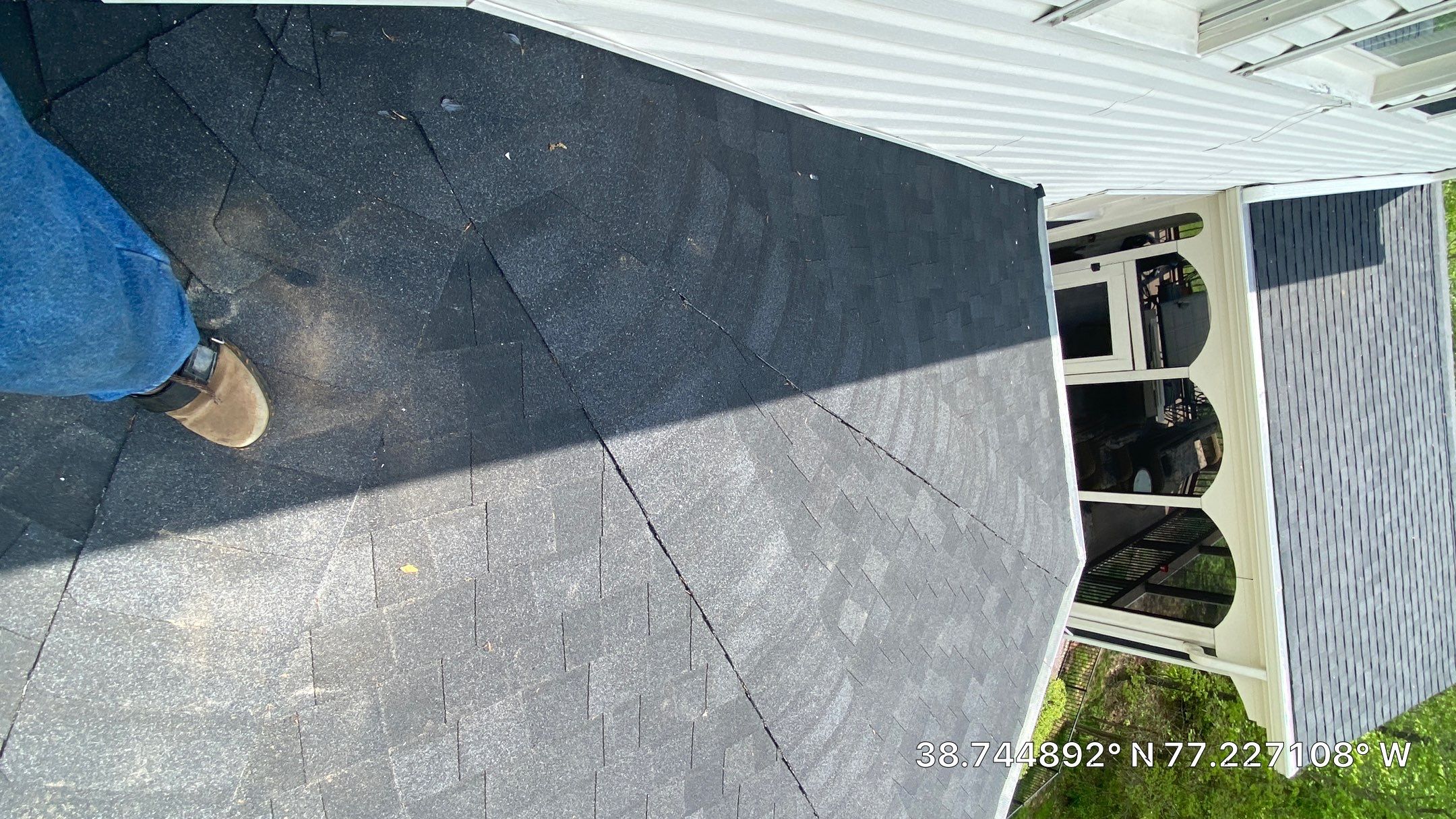 Springfield: CertainTeed Landmark Pro Designer Shingles in Max Def Charcoal Black by RM Banning, Inc.