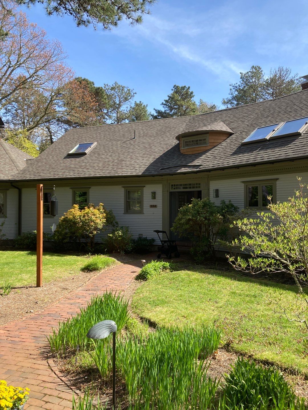 Gutter Installation using 6" Half Round Aluminum Gutter by Gutter Pro Enterprises