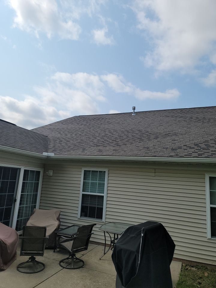 ATLAS PINNACLE PRISTINE COLOR: WEATHERED WOOD DRIP EDGE: WHITE by Eagle Eye Roofing