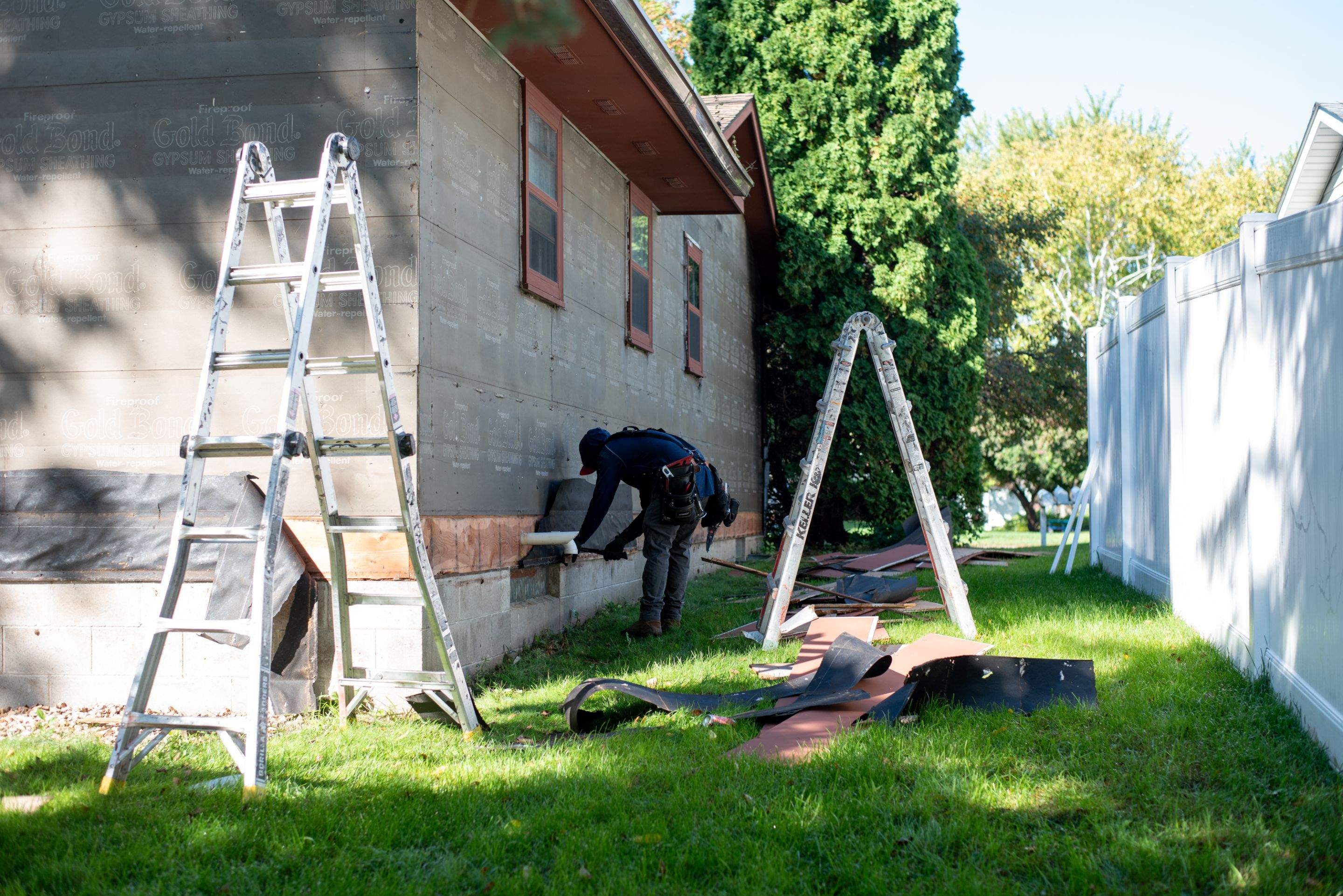 EDCO Steel Siding Installation in Classic Red – Hutchinson, MN by Next Level Seamless Gutters / Exteriors Inc.