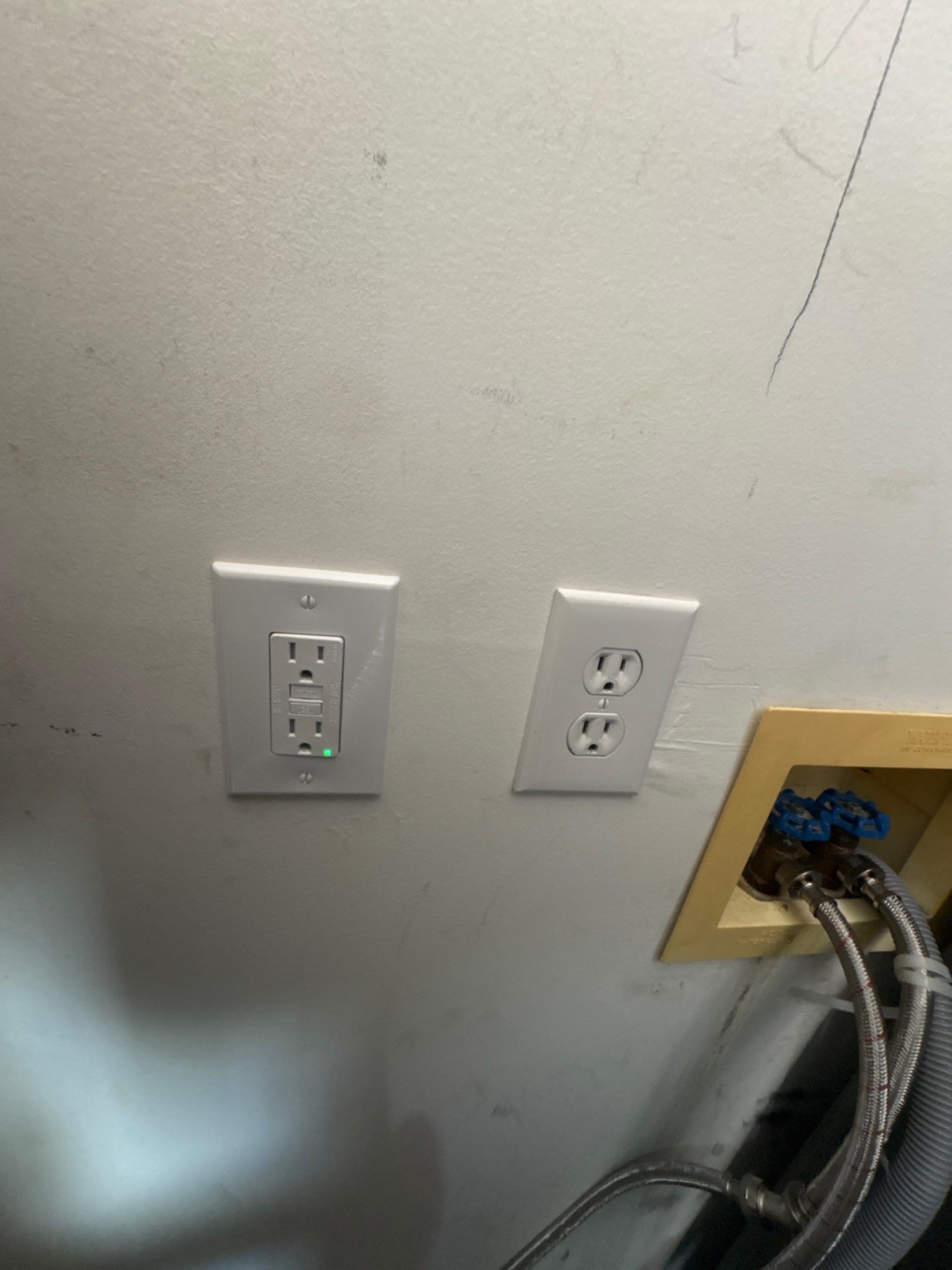GFCI Receptacle Replacement & Cover Plate Repair by Spartan Home Pros