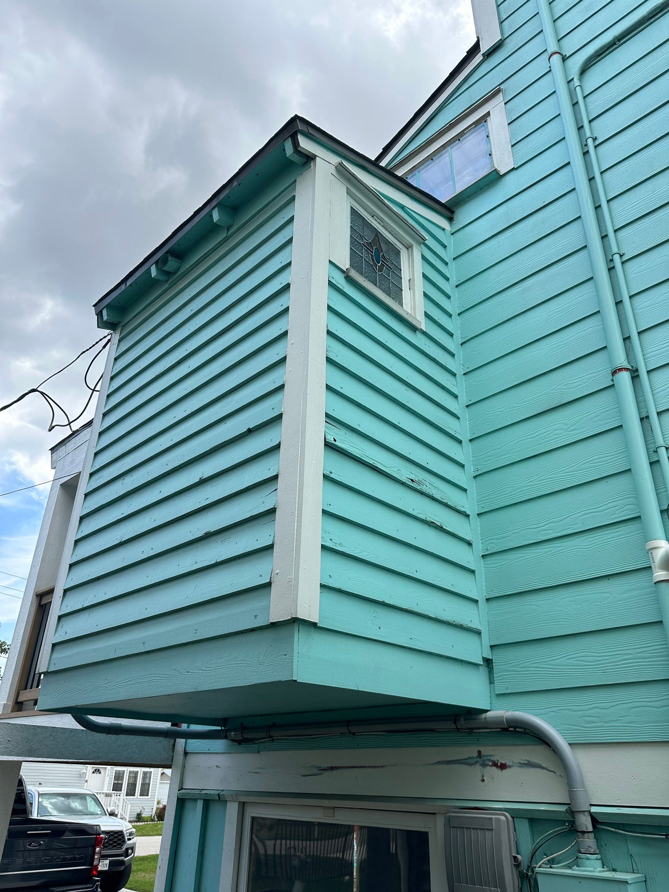 Major Home Upgrade: Full Siding & Trim Restoration for Mr. Ed! π‘β¨ by Texas Urban Elements